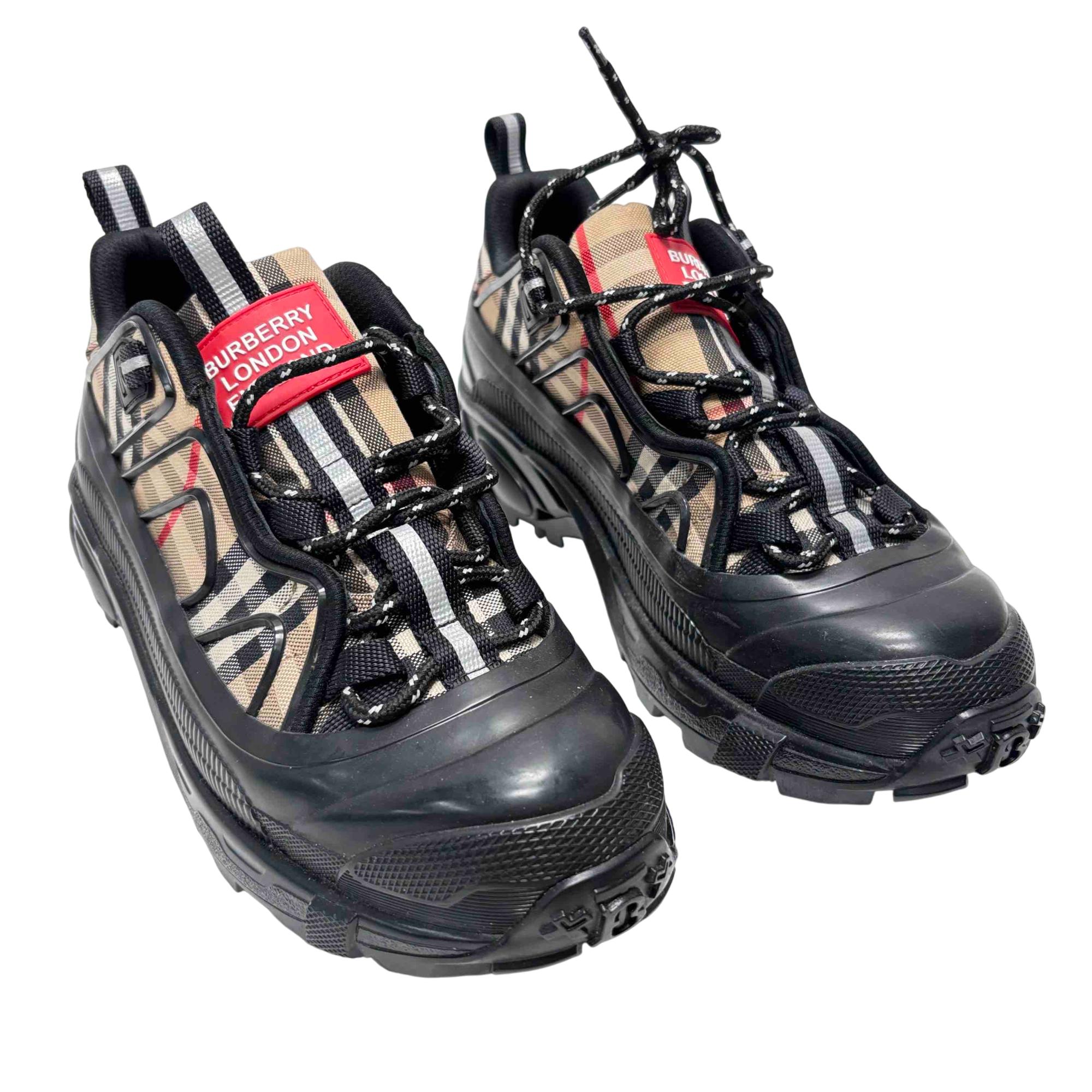 Burberry London England Women's Arthur Sneakers Black/Beige Size