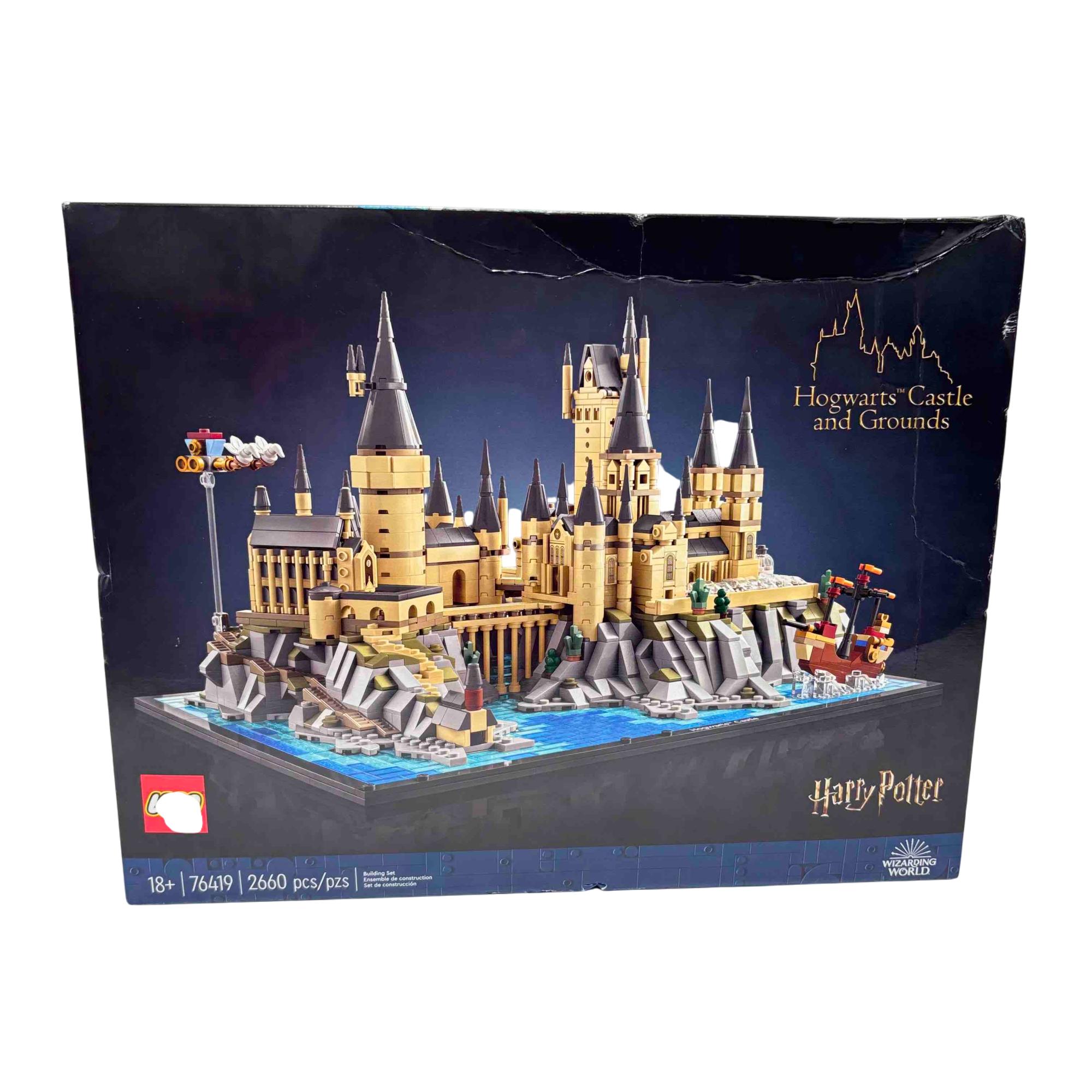 LEGO Harry Potter 76419 Hogwarts Castle and Grounds Building Set