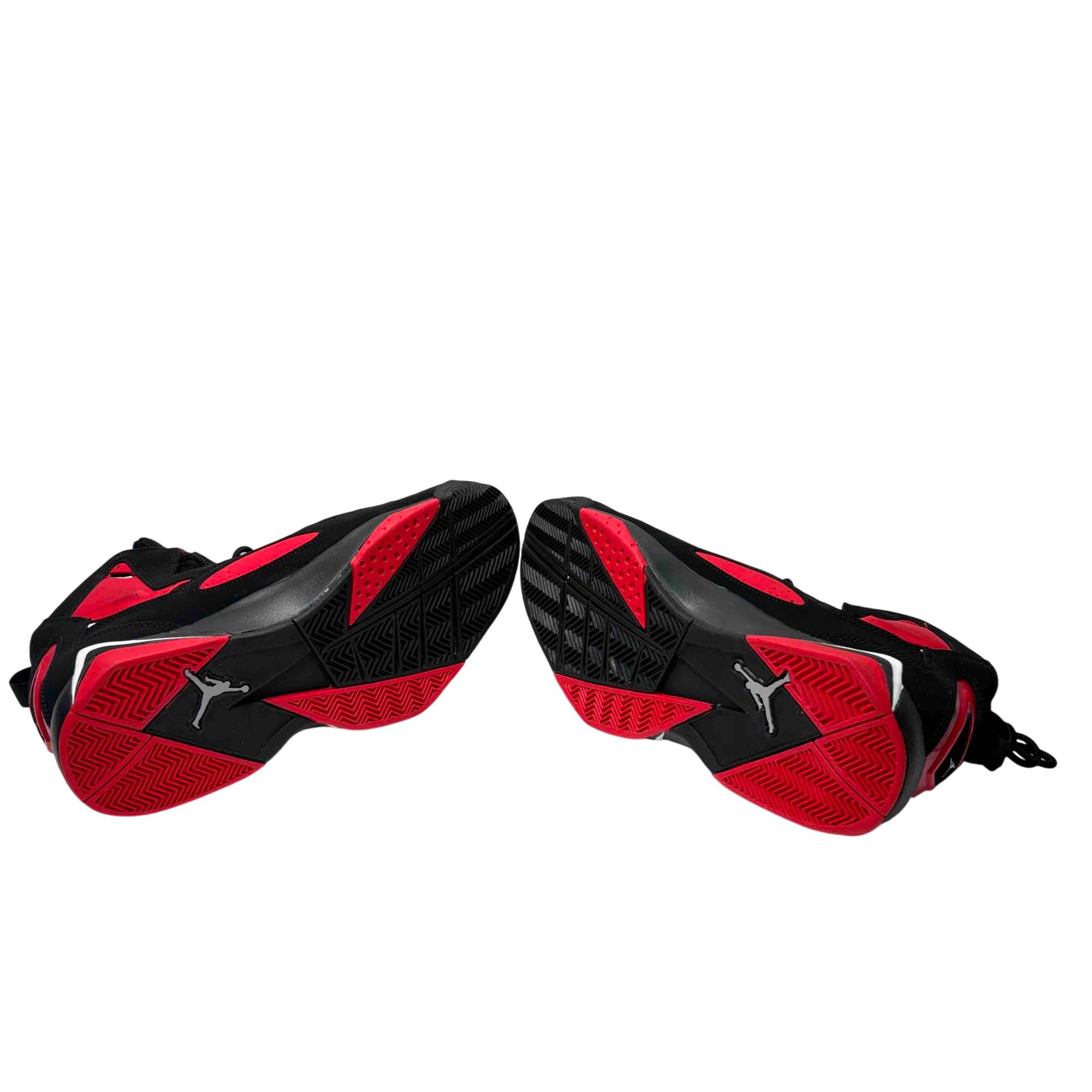 true flight red black