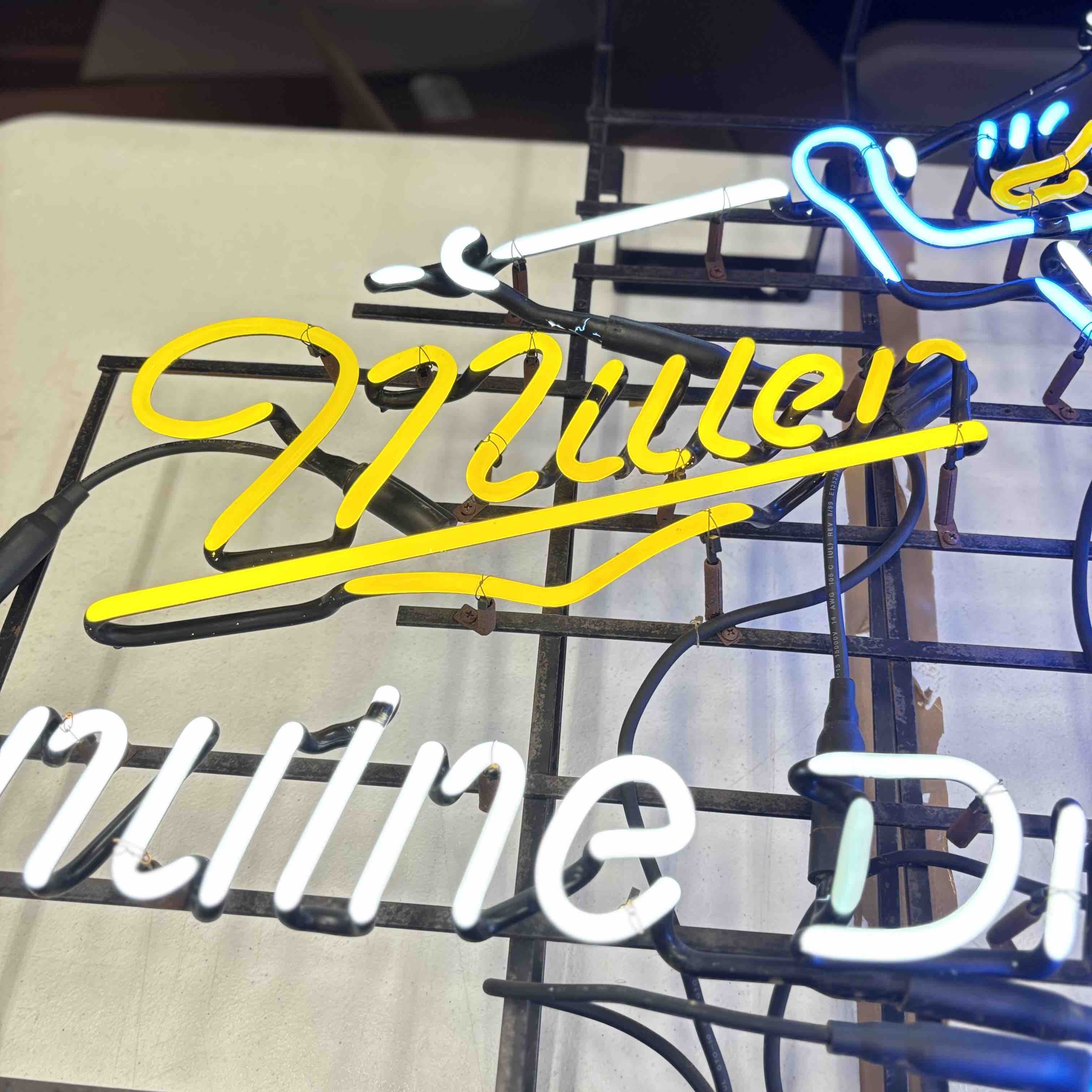 まやはかたらMiller・beer ネオンサイン Miller Genuine Draft Beer