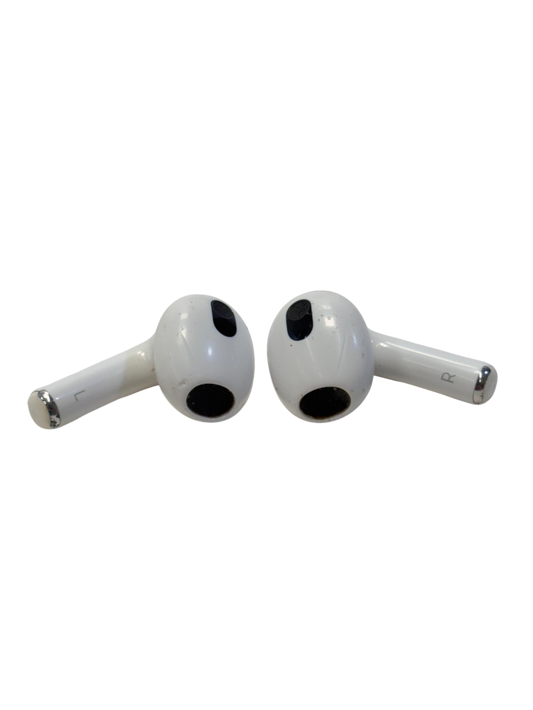 Apple AirPods 3rd Generation A2897 Wireless Headphones 5204