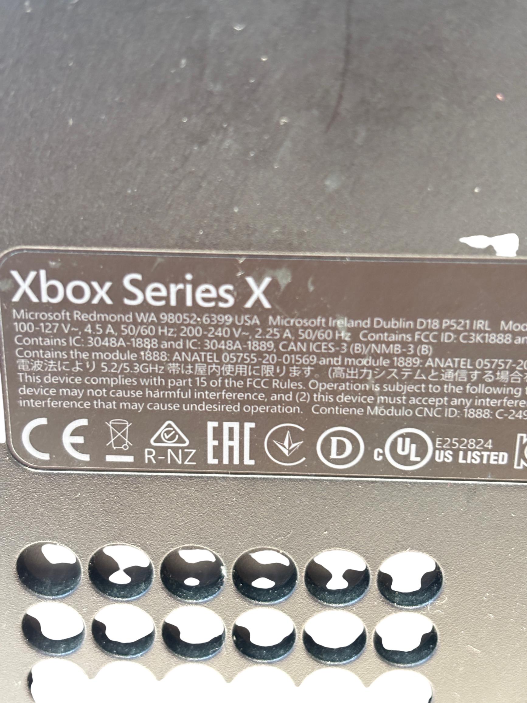 Microsoft Xbox Series X 1882 1TB SSD Video Game Console 6472