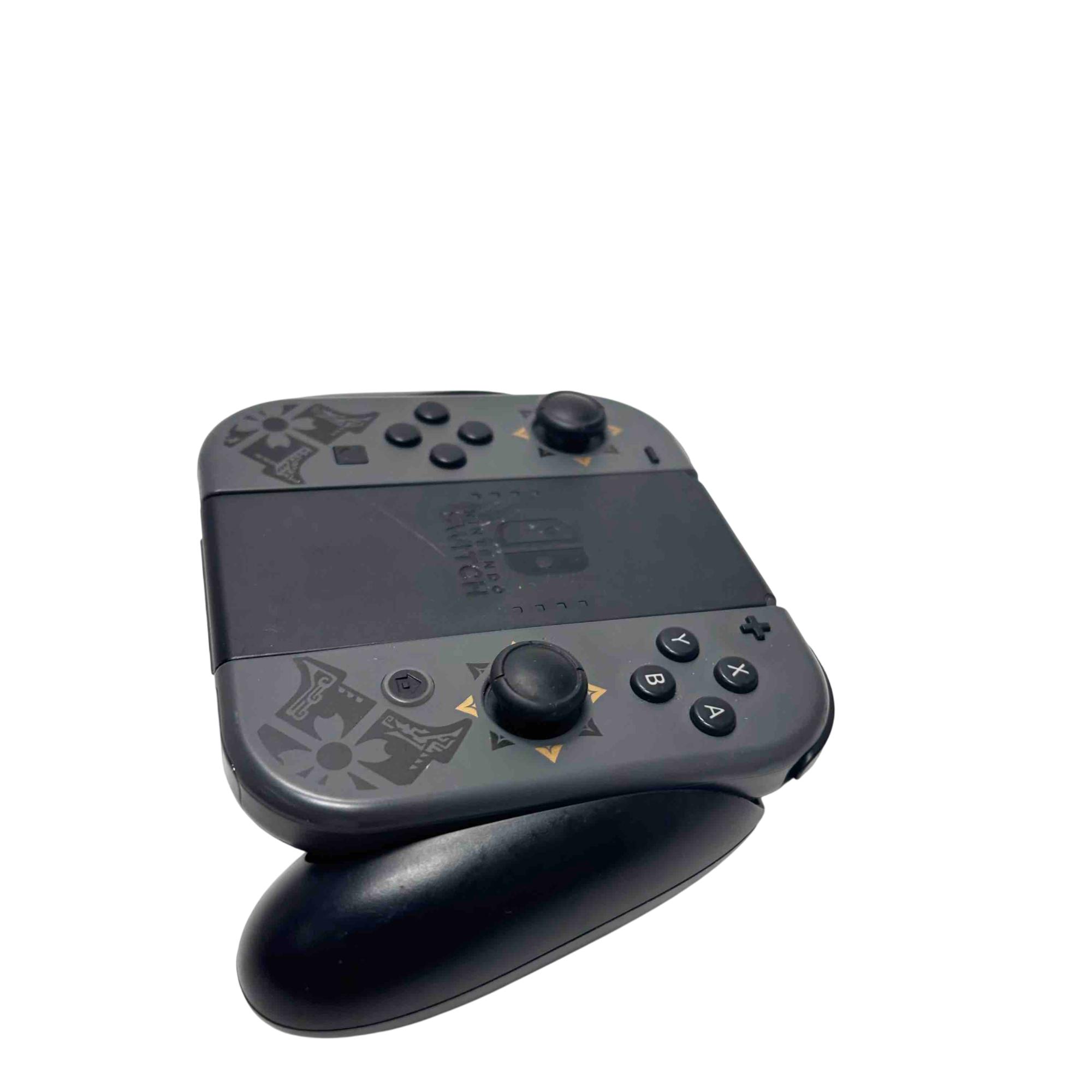 Nintendo Switch HAC-016 Zelda Edition Joy-Cons Charging Grip Set