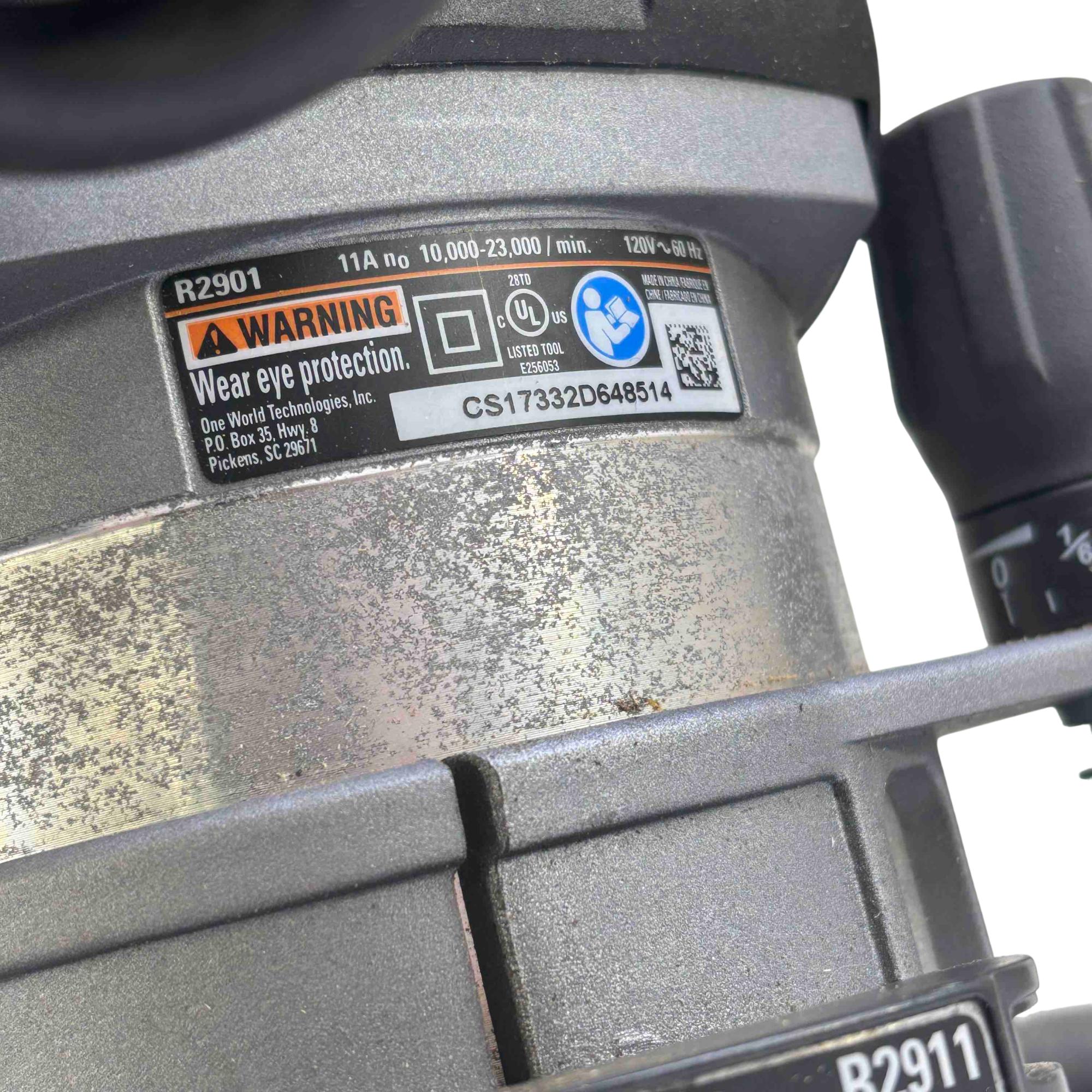 11 Amp 2 HP 1/2 in. Heavy-Duty Fixed and Plunge Base Corded Router
