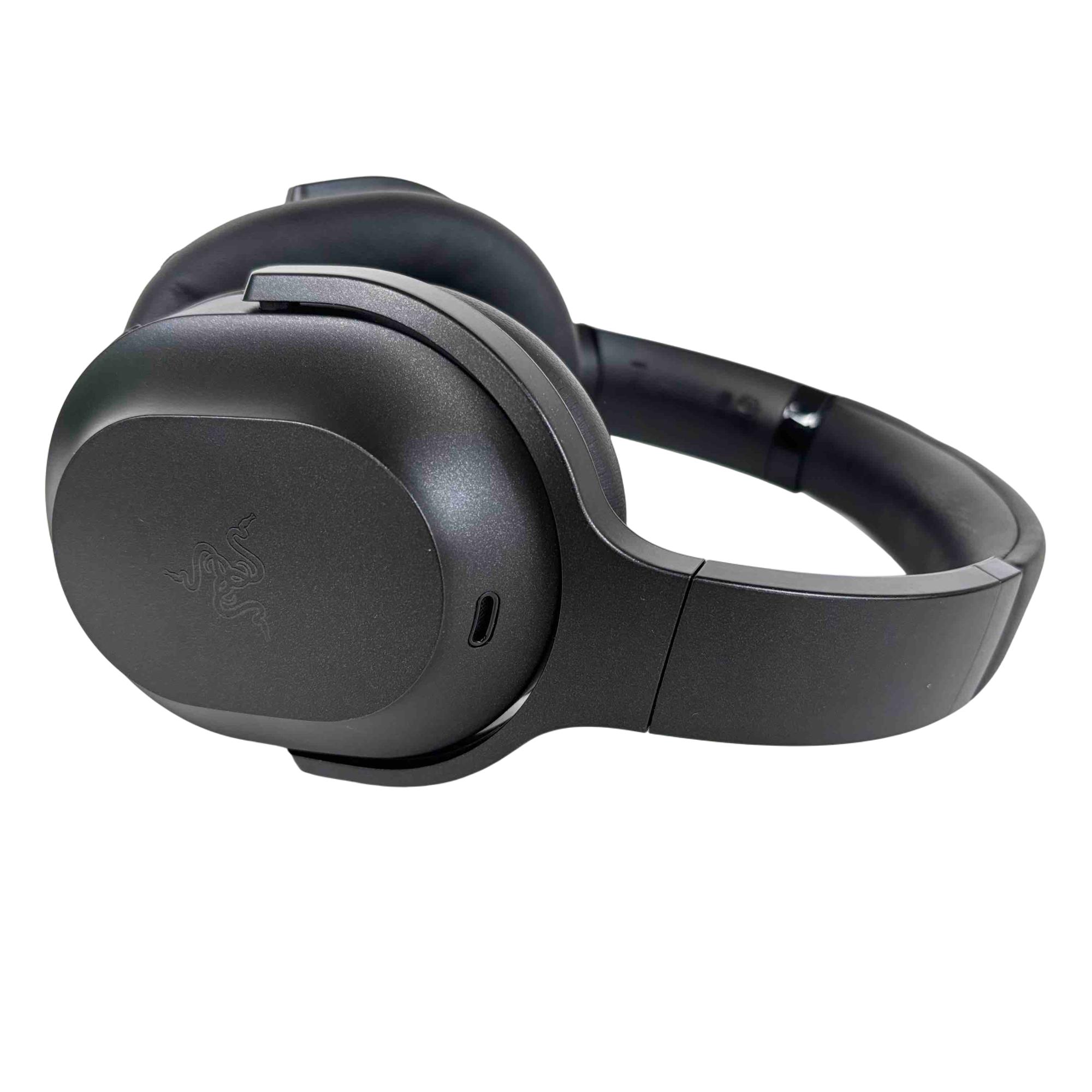 Razer Barracuda Pro RZ04-03780100-R3U1 Wireless Over-The-Ear