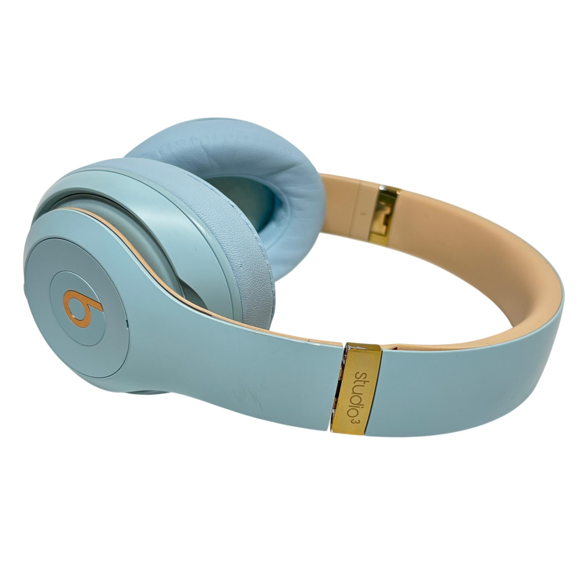 Beats by Dr. Dre Studio3 MXJ92LL/A Wireless Noise Cancelling