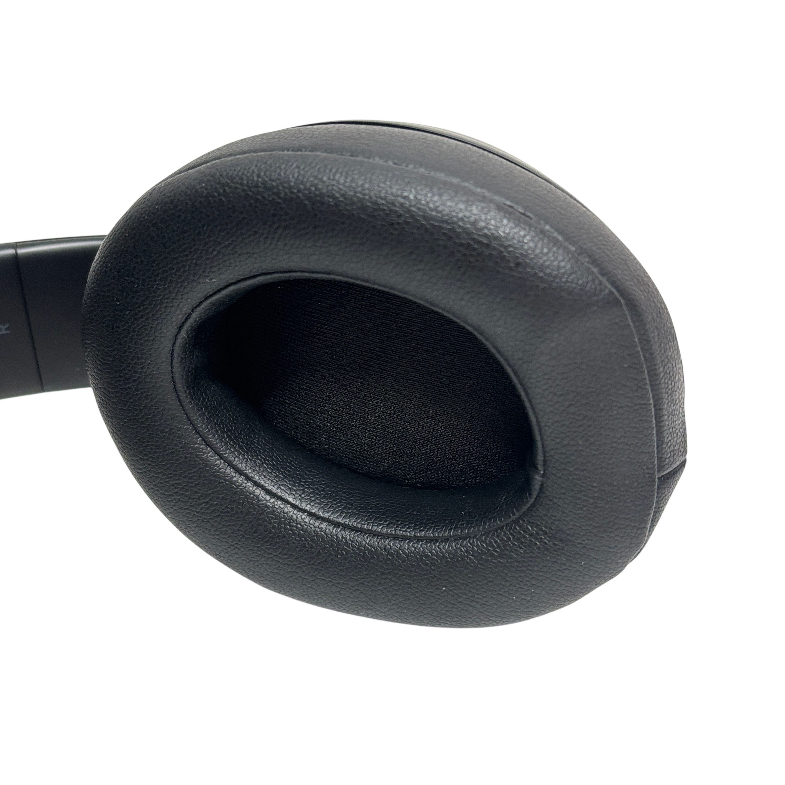 Apple Beats Studio3 MX3X2LL/A Wireless Noise Cancelling Headphones