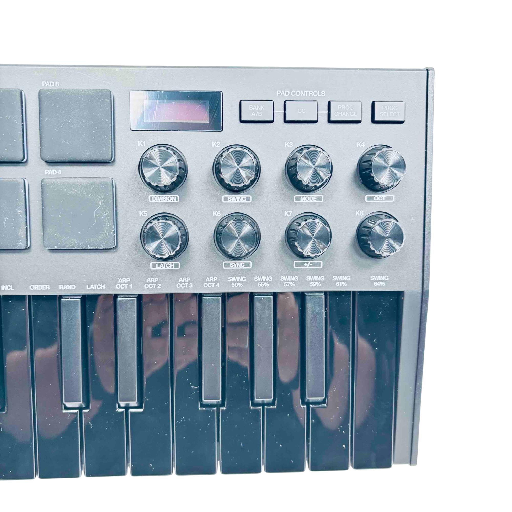 【yuka】①AKI MPKmini ②UR22C MPK Mini mk3 MIDI Controller | Akai Pro