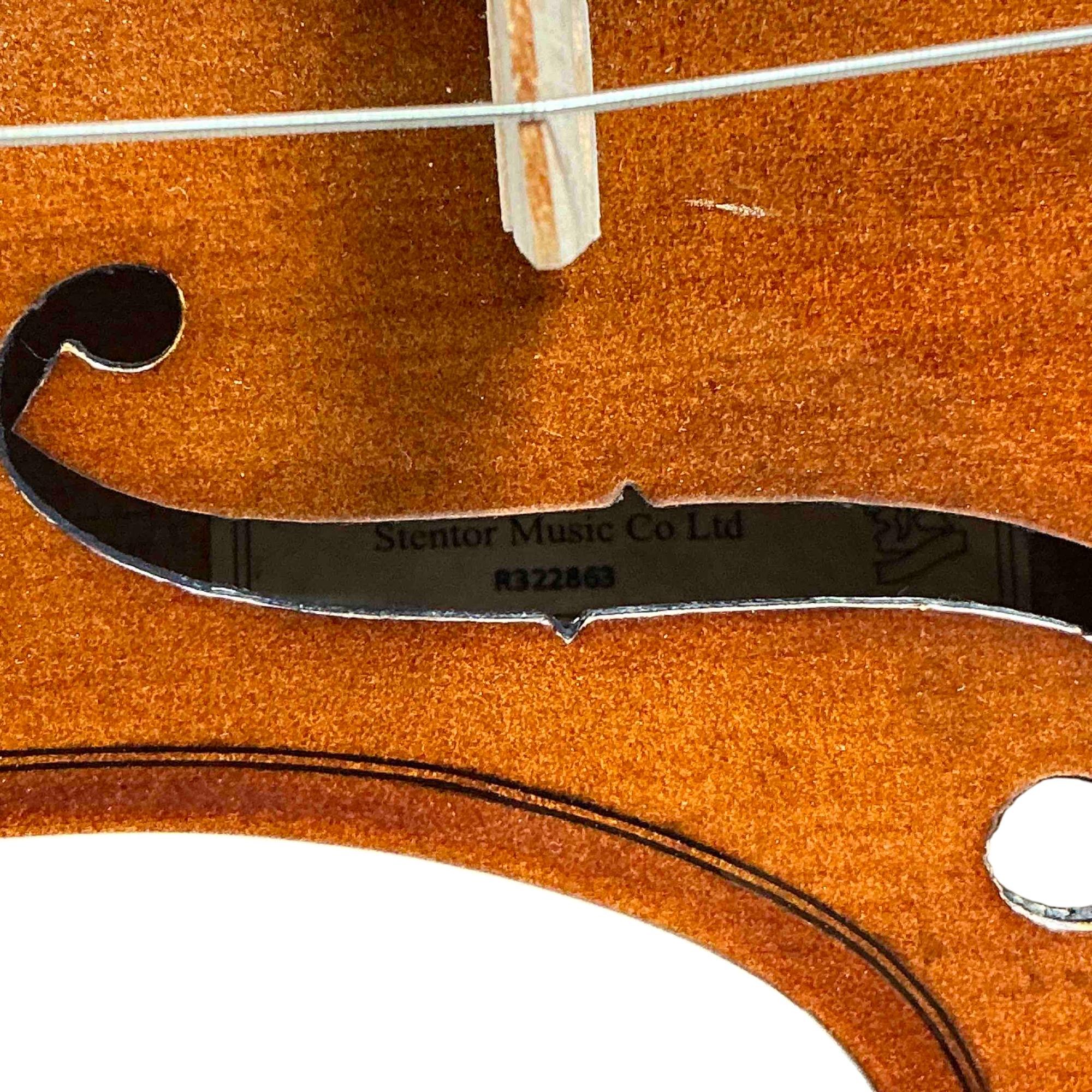 Stentor Student I Beginner 4/4 Size Wooden Violin