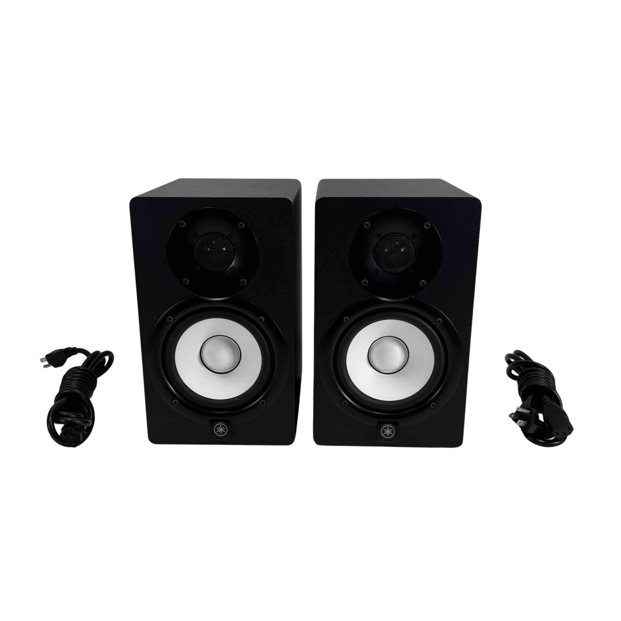 Yamaha HS5 5-Inch Powered Studio Monitor Speakers Pair (Black) - 2446