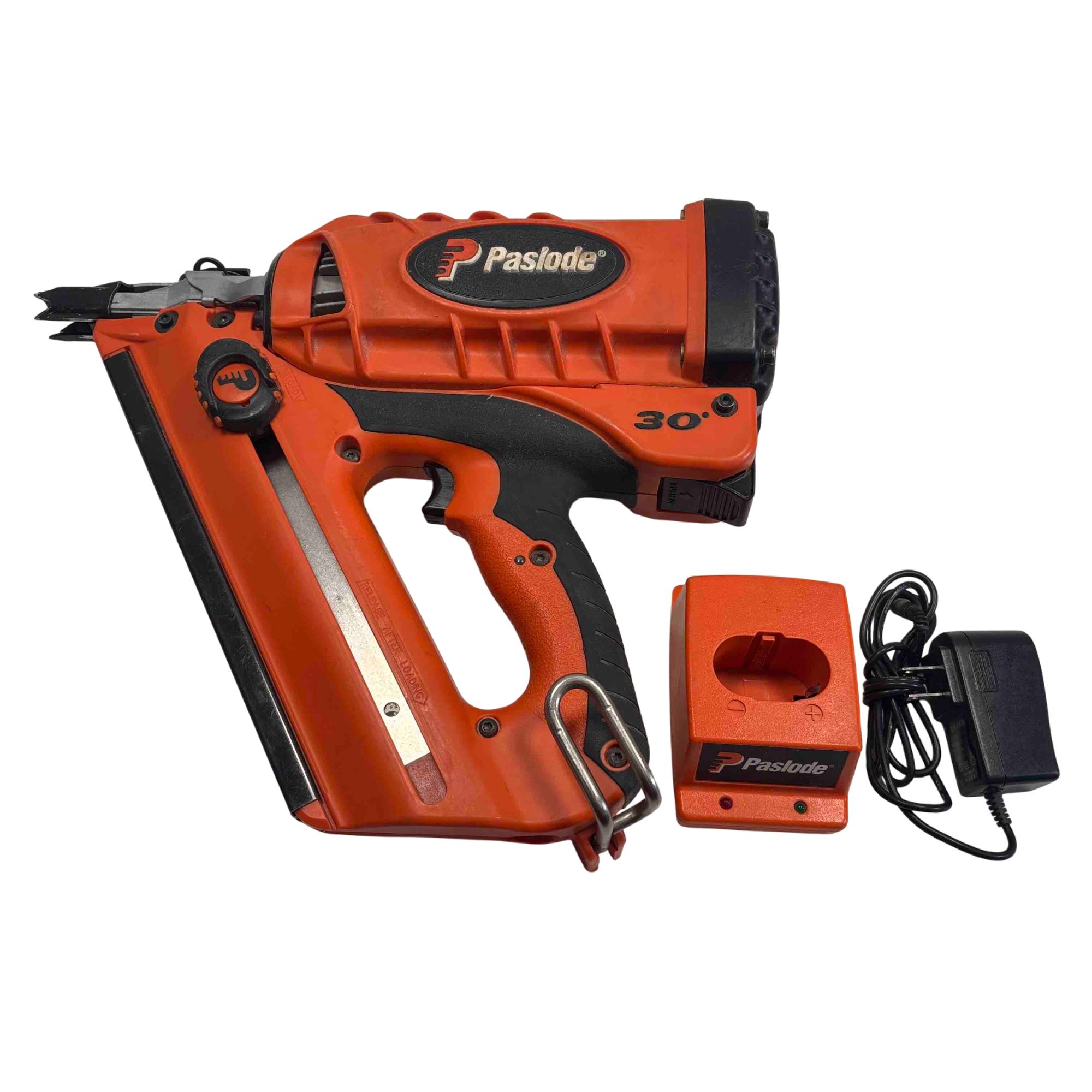 Paslode 905600 Paslode 30 Degree Framing Nailer Battery Paslode