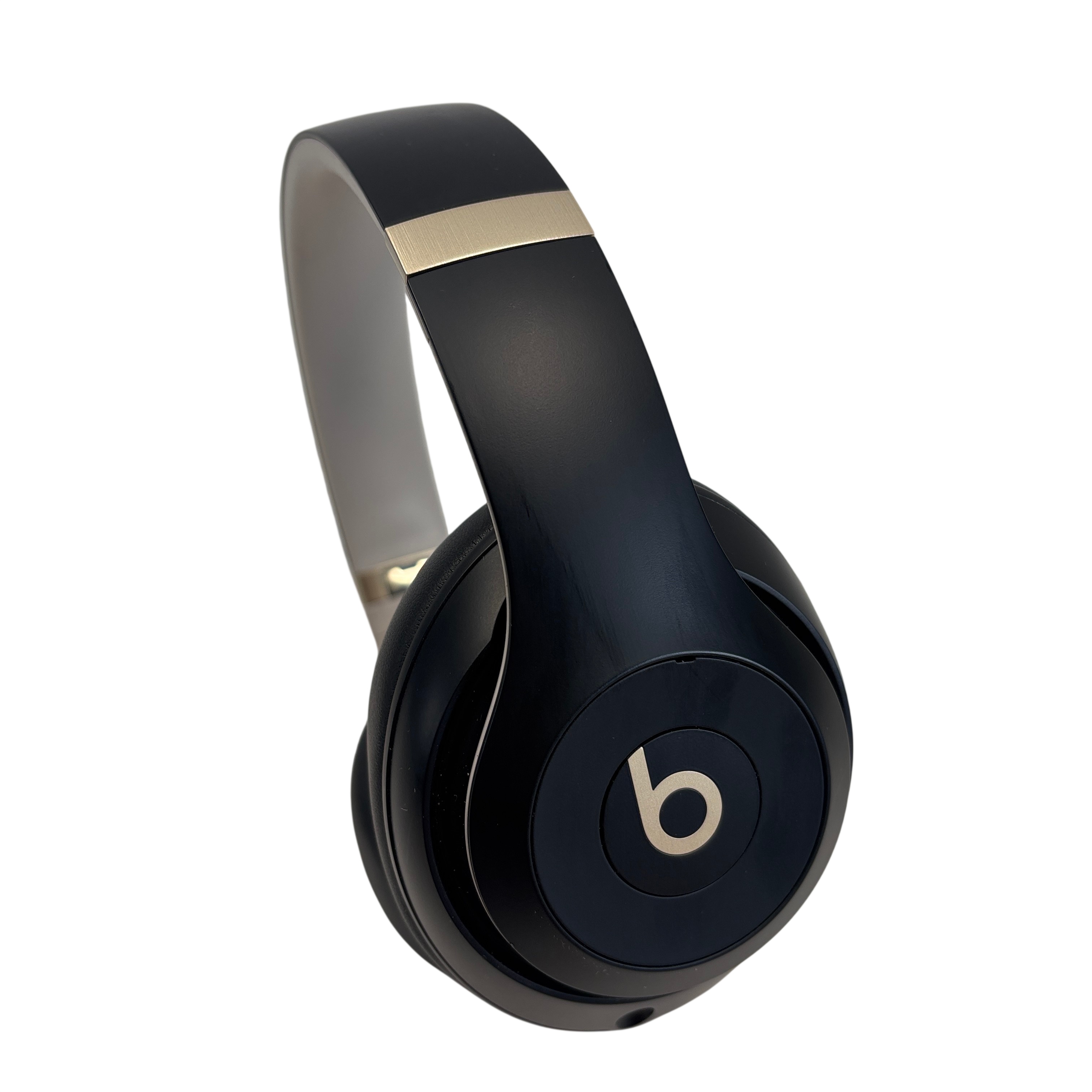 Beats Studio Pro Black/Gold Active Noise Cancelling Wireless On