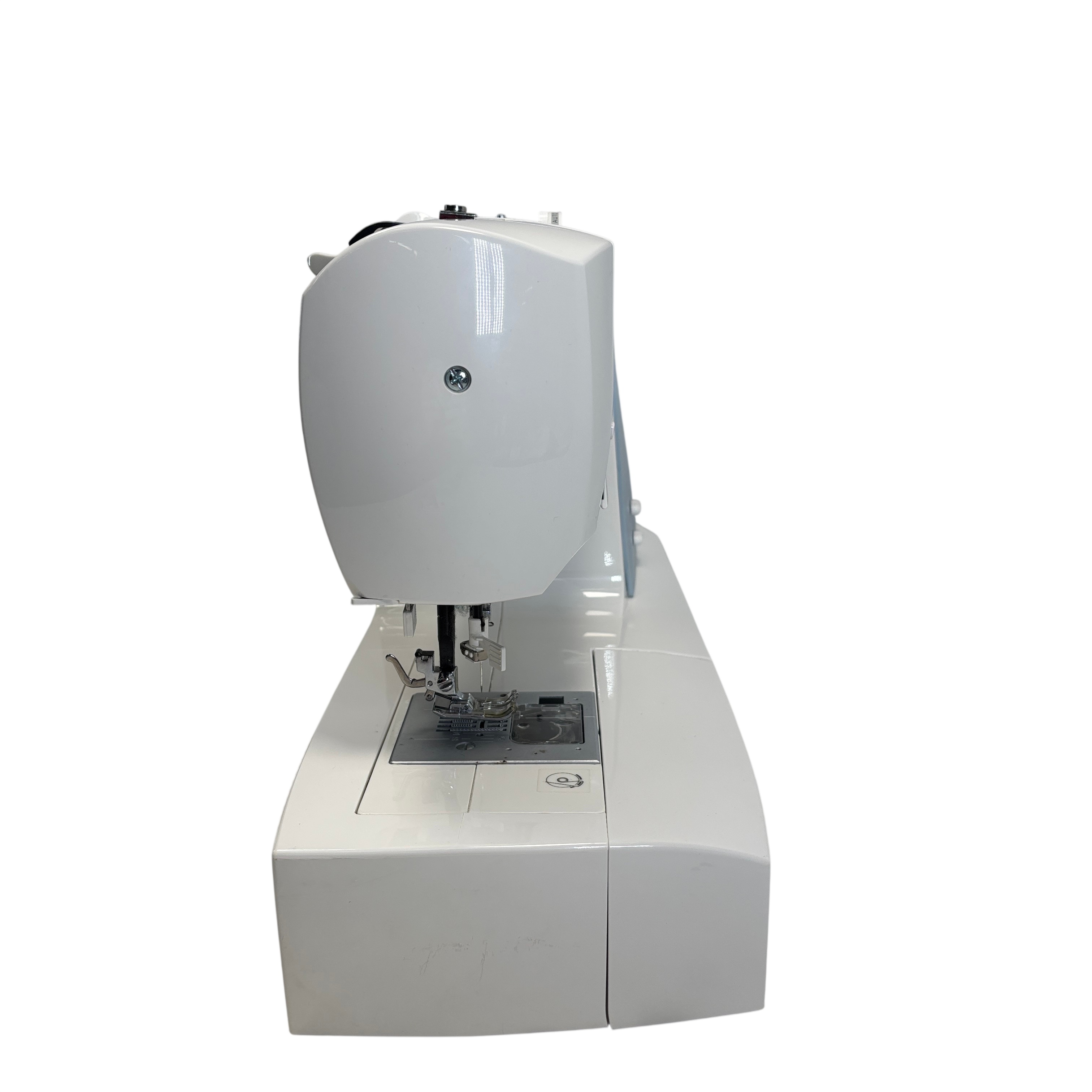 Singer Advance 7422 120V Corded Electronic 30-Stitch White Sewing