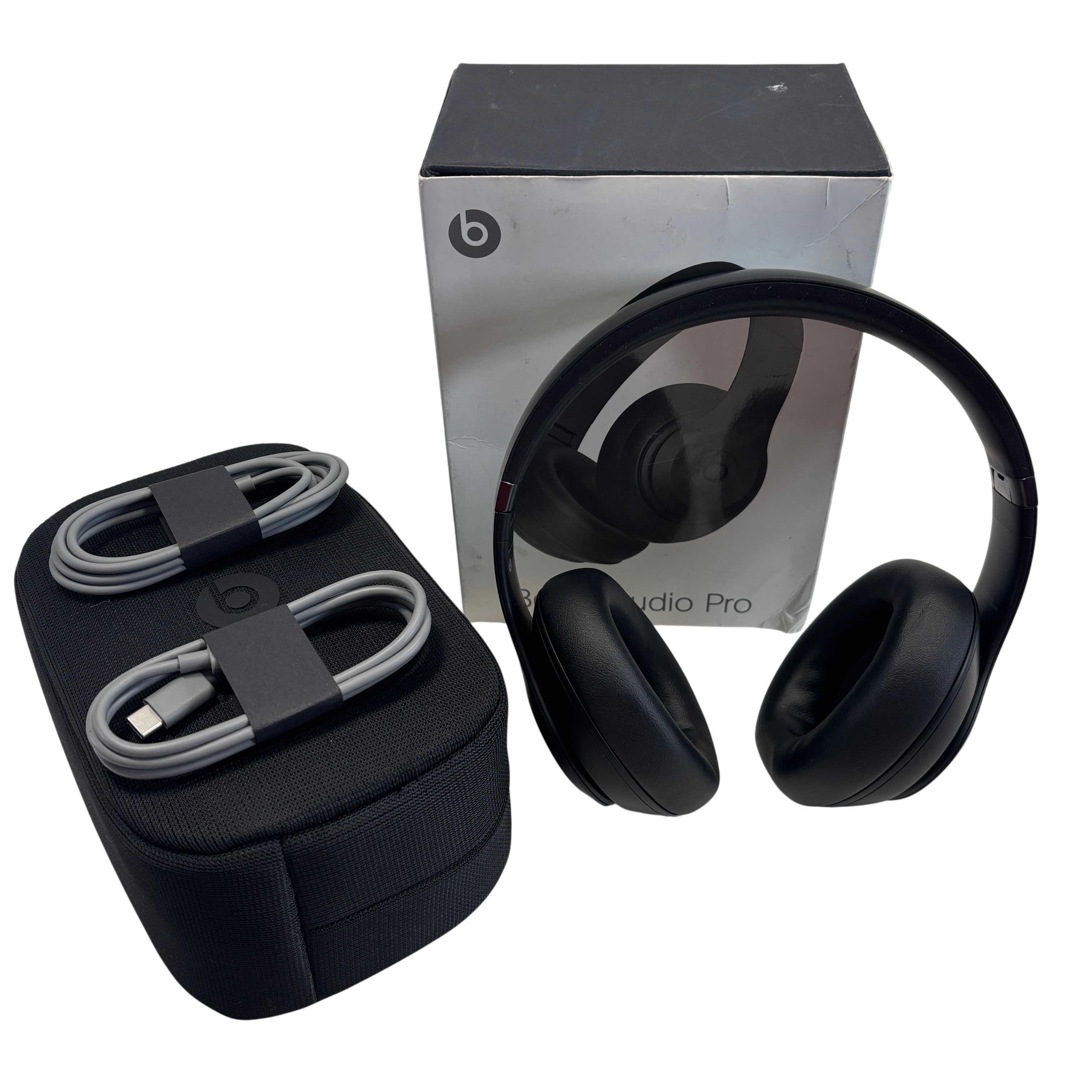 Beats studio pro ブラック ケース付き d809b746-f651-4e39-8fb9-