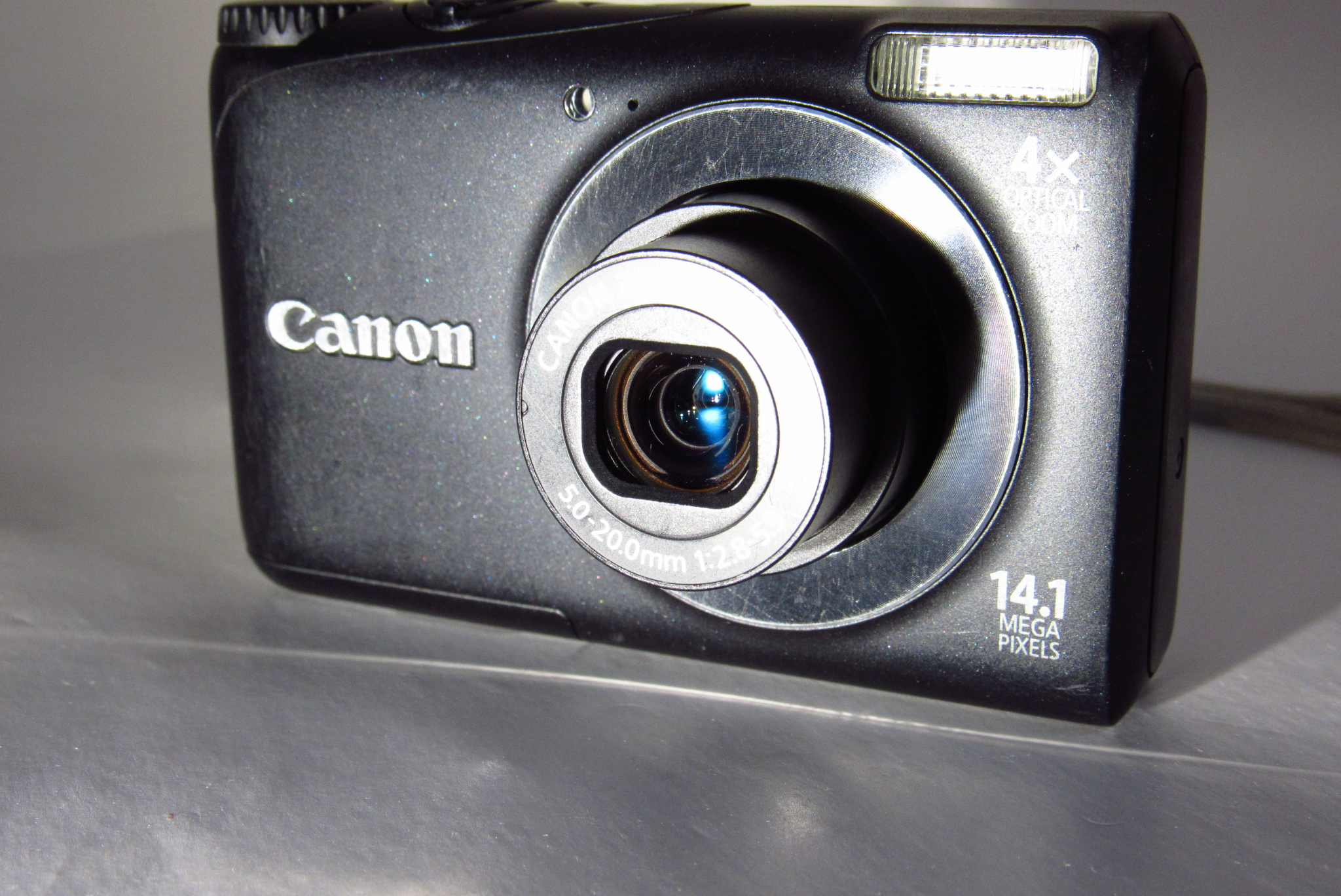 Canon PowerShot A2200 (PC1585) 14.1MP 4x Optical Zoom Canon PowerShot A2200 (PC1585) 14.1MP 4x Optical Zoom