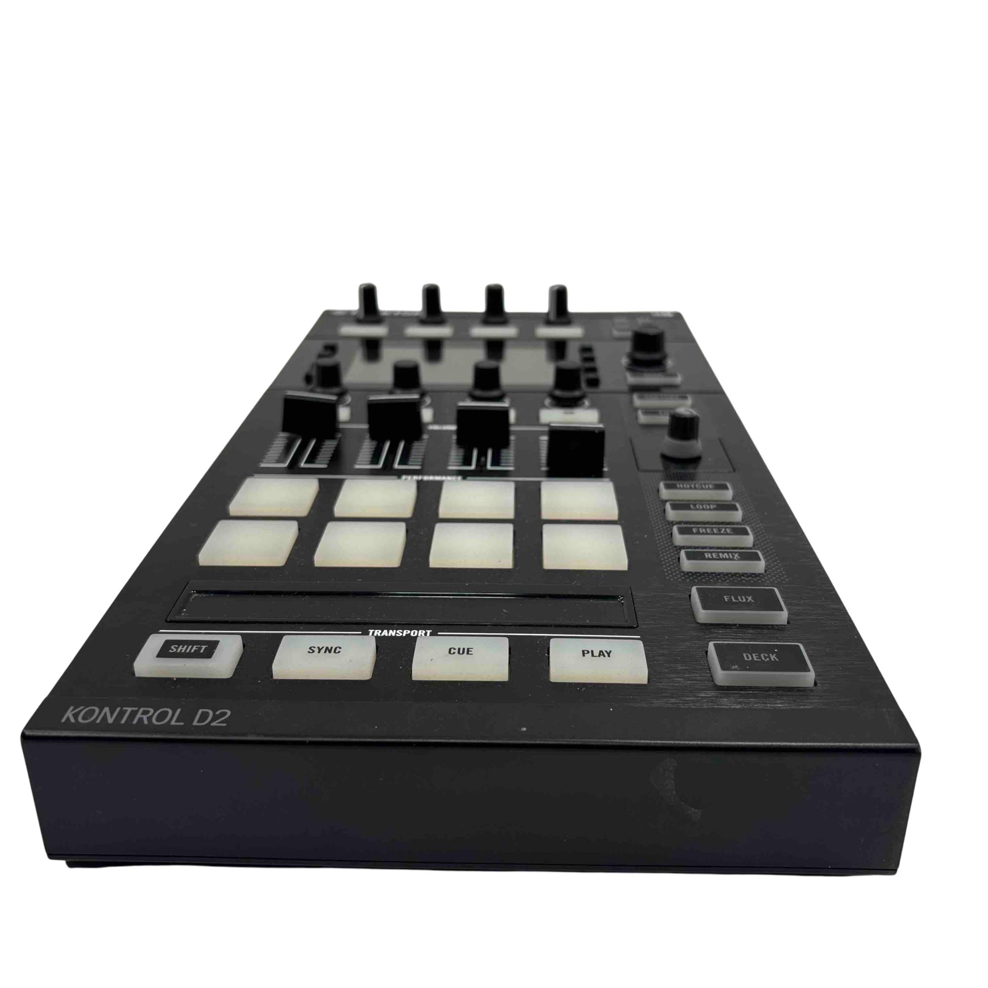Native Instruments Traktor Kontrol D2 Review & Demo - YouTube