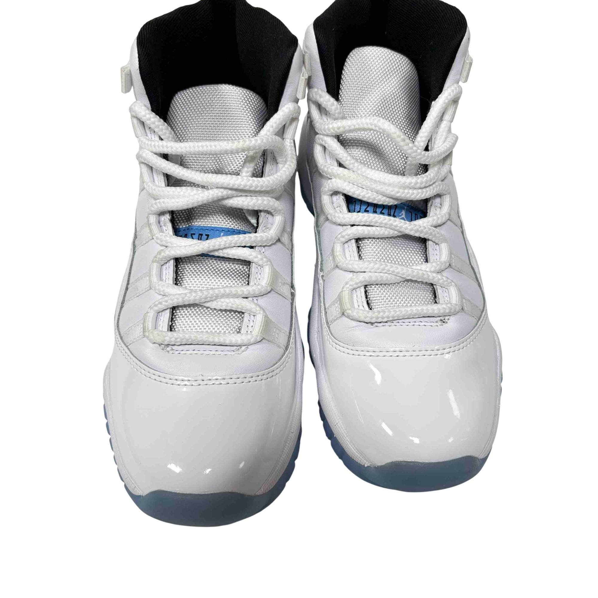 size 7 nike air jordan xi shoes