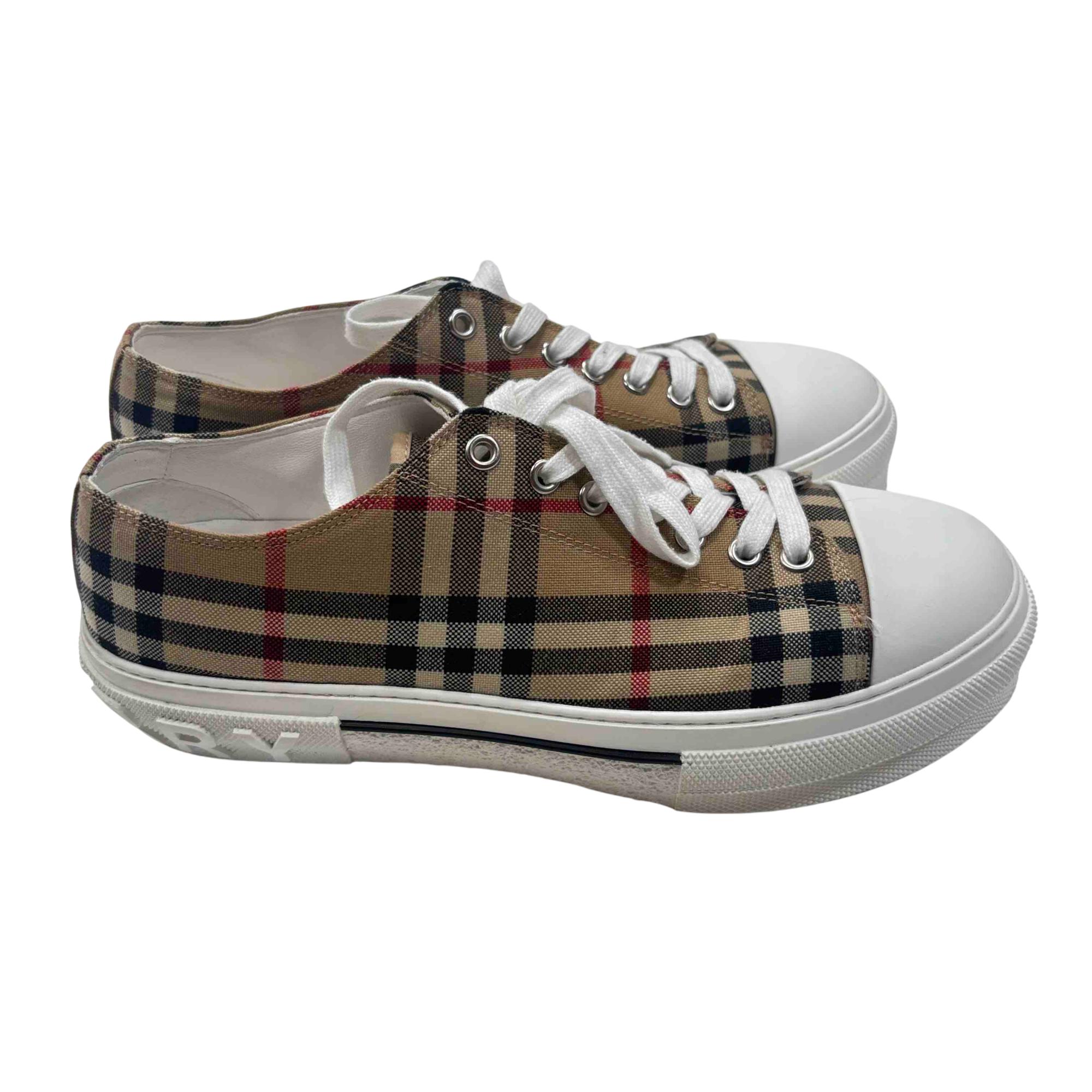Burberry Vintage Check Low Top Sneakers display picture 1