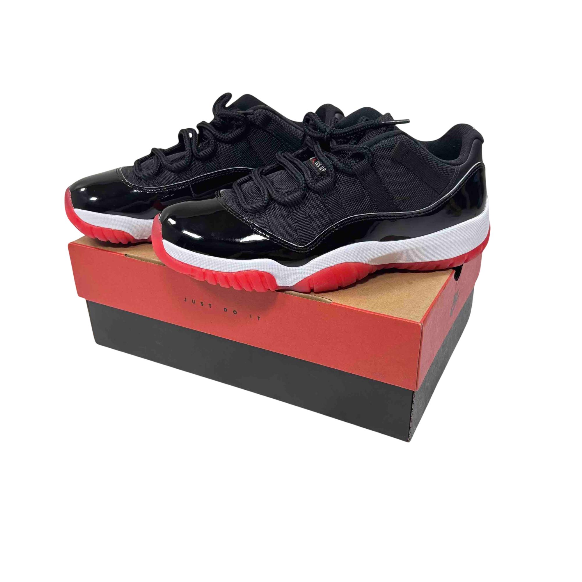 size 9 nike air jordan xi shoes