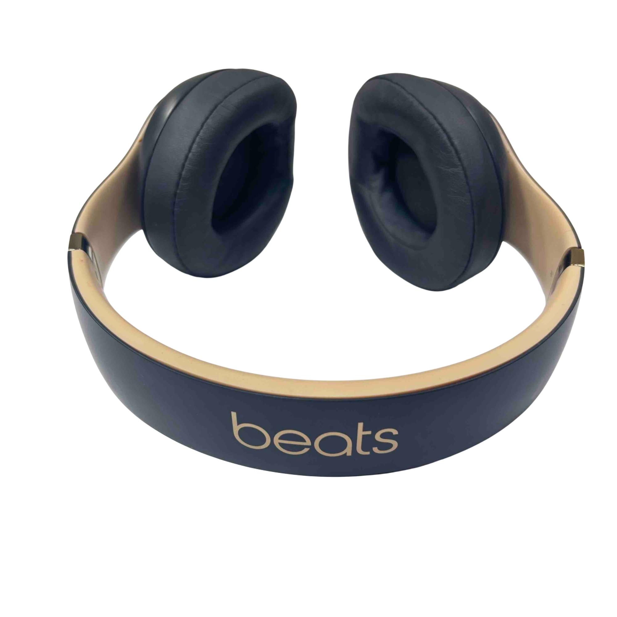 Beats Studio3 Wireless Over-Ear Headphones - Matte Black/Gold