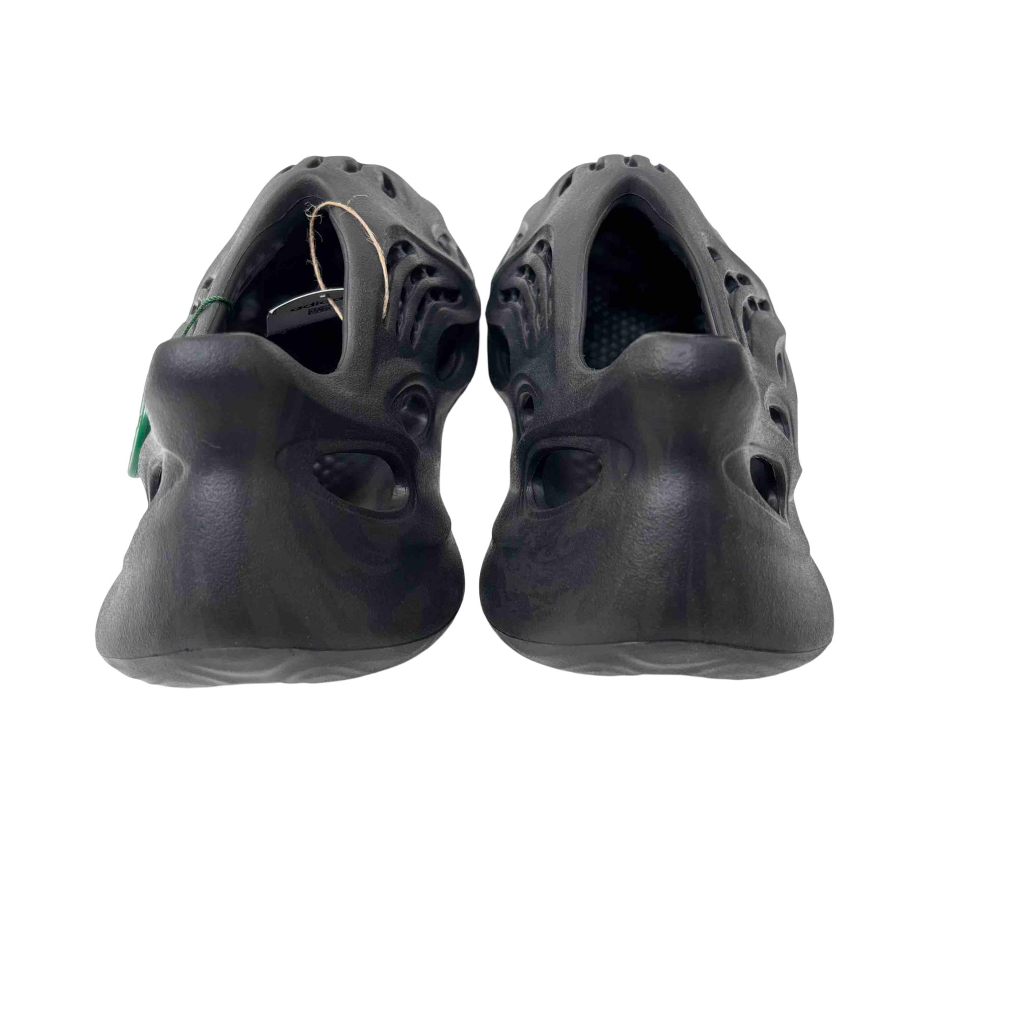 Adidas Yeezy Foam Runner Onyx Size 6