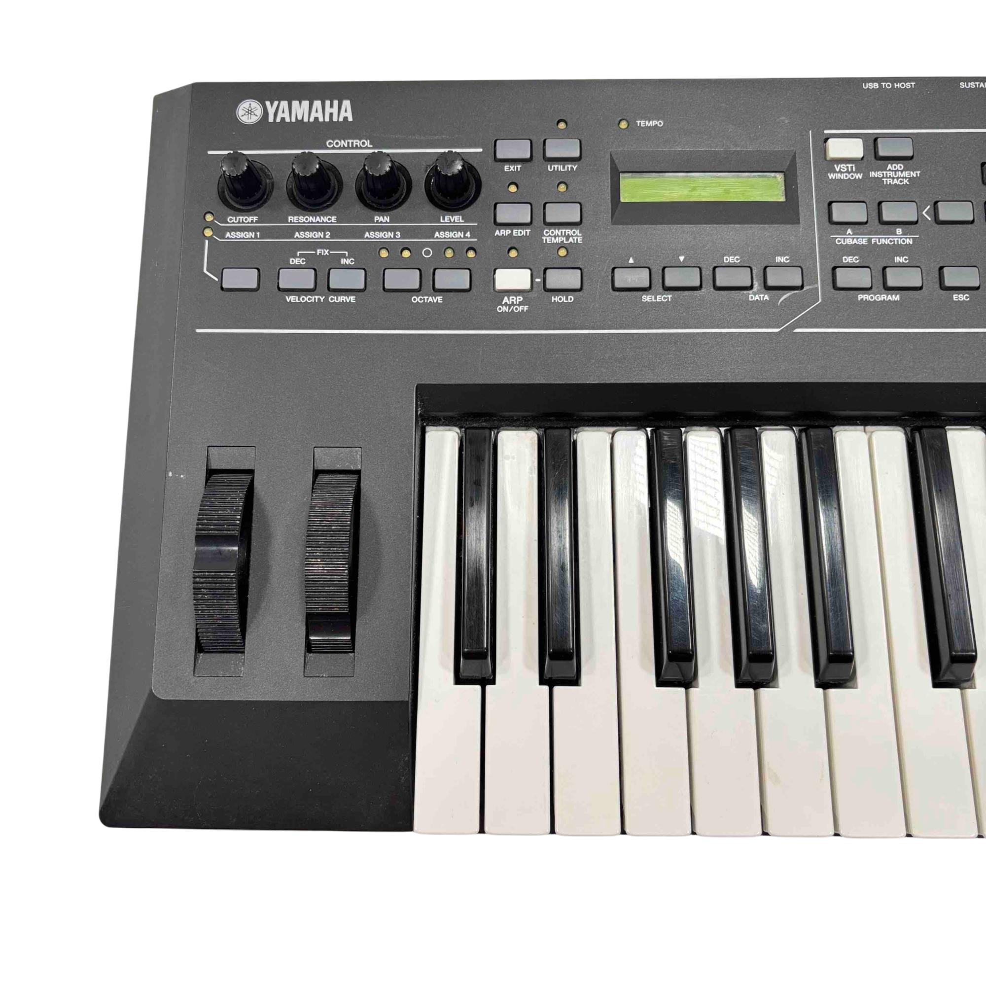 Yamaha USB MIDI Studio Keyboard Controller KX25