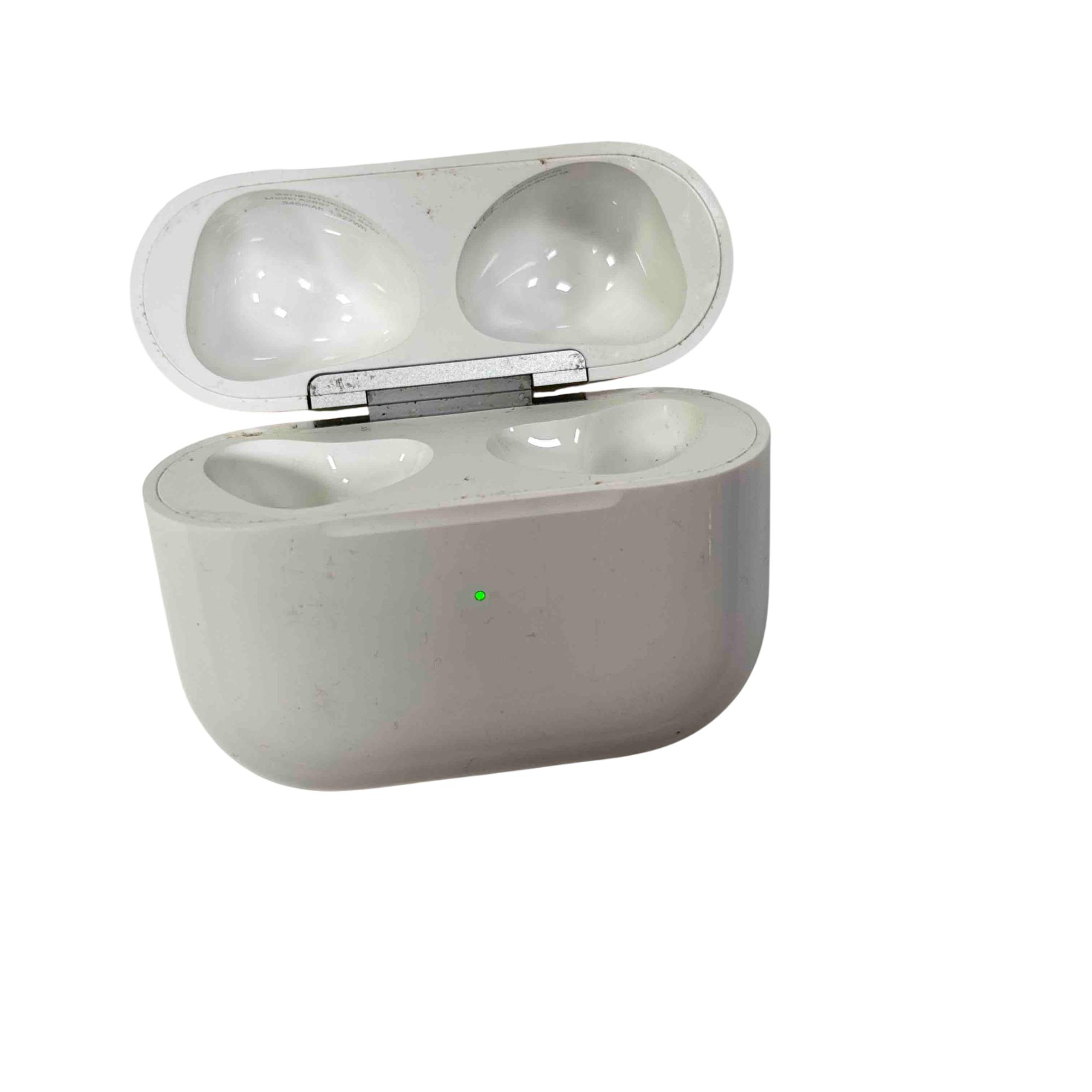 gasAirPods 本体（3rd generation) Apple AirPods (3rd generation) with Lightning Charging Case