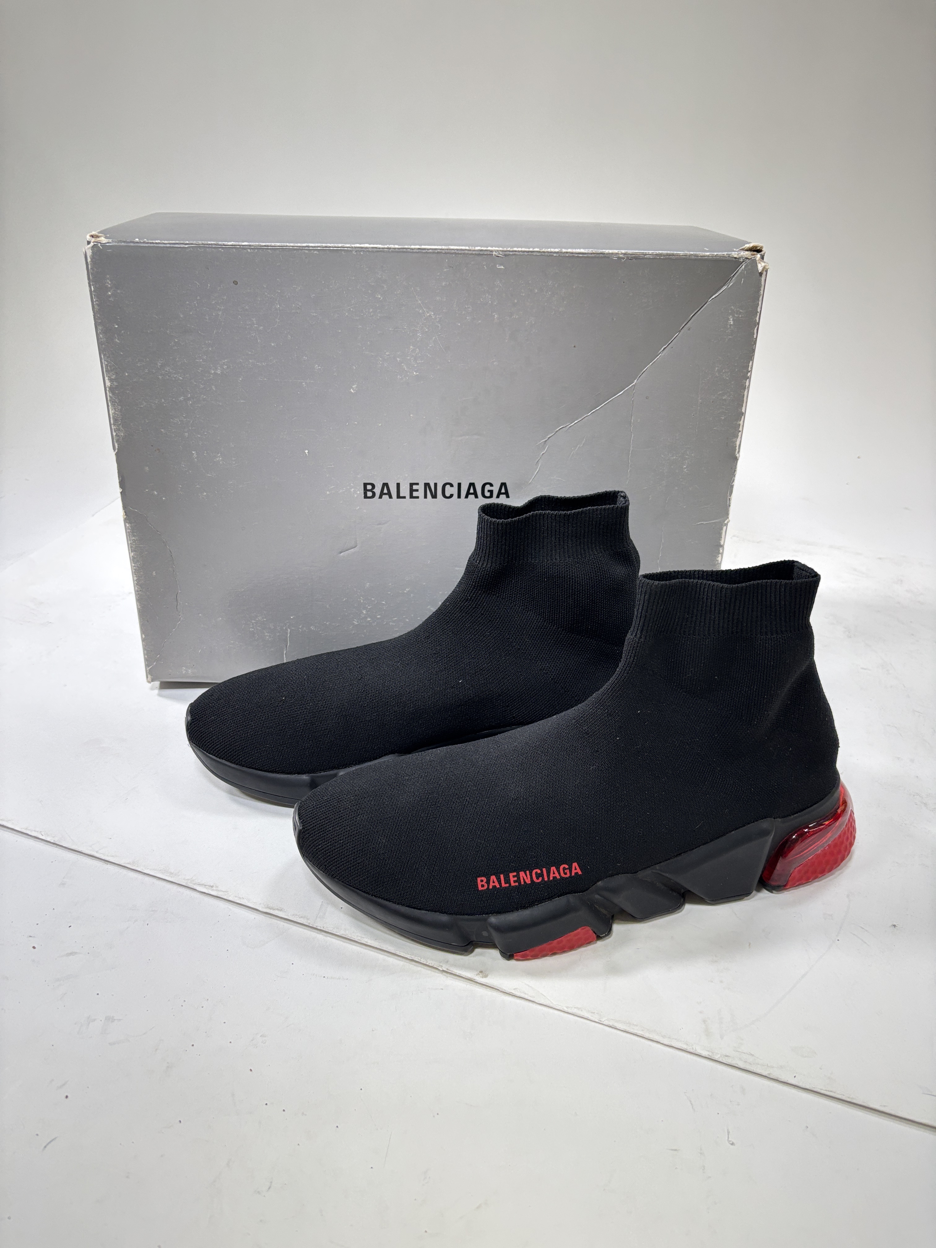 Balenciaga Men’s Red Knit Sock Sneakers Balenciaga Neoprene Knit Mens Speed Sneakers 45 Red Black  main image 3