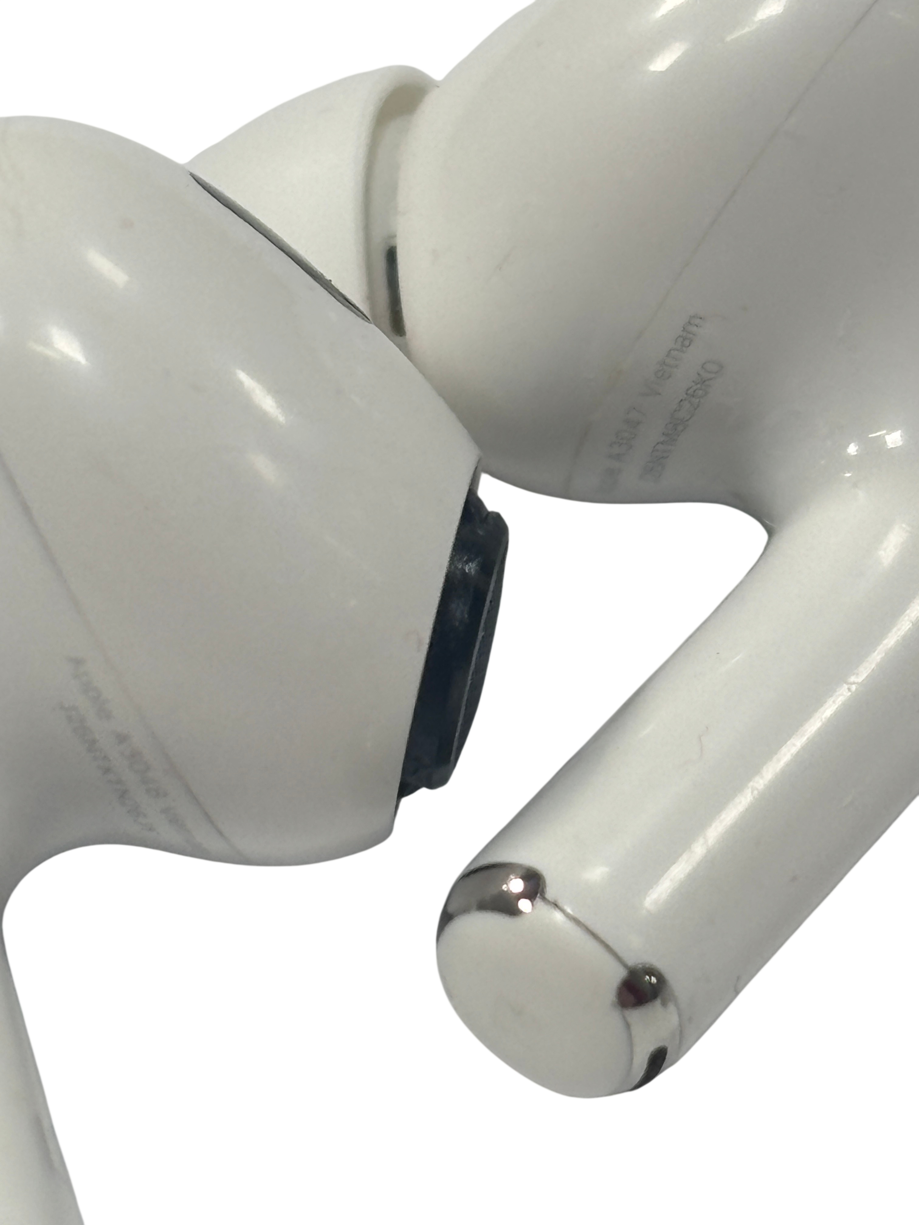 Apple AirPods Pro 2nd Gen A3048 USB-C Active Noise Cancelling