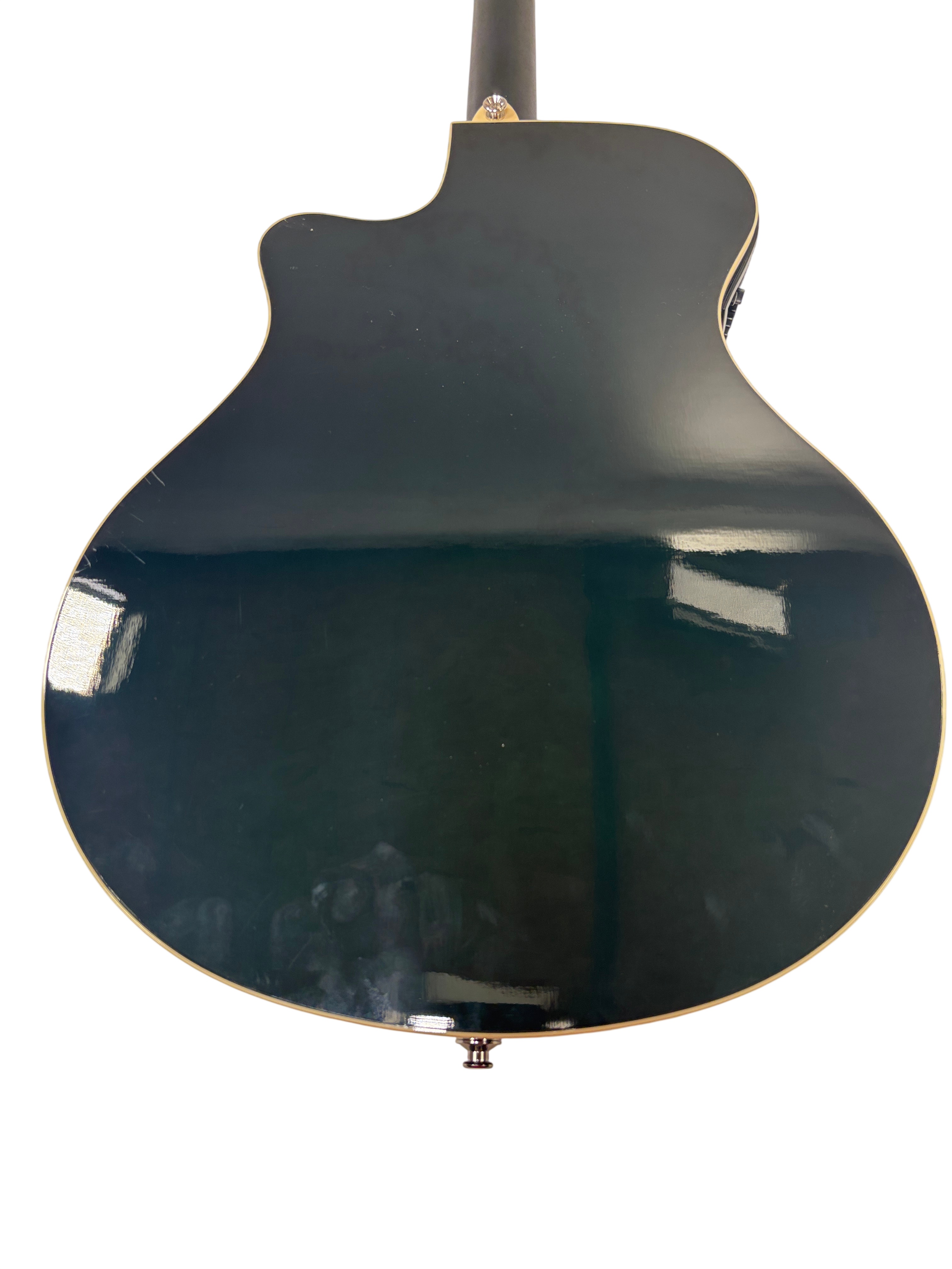 Yamaha APX600 Right-Handed 6-String Performance Acoustic-Electric