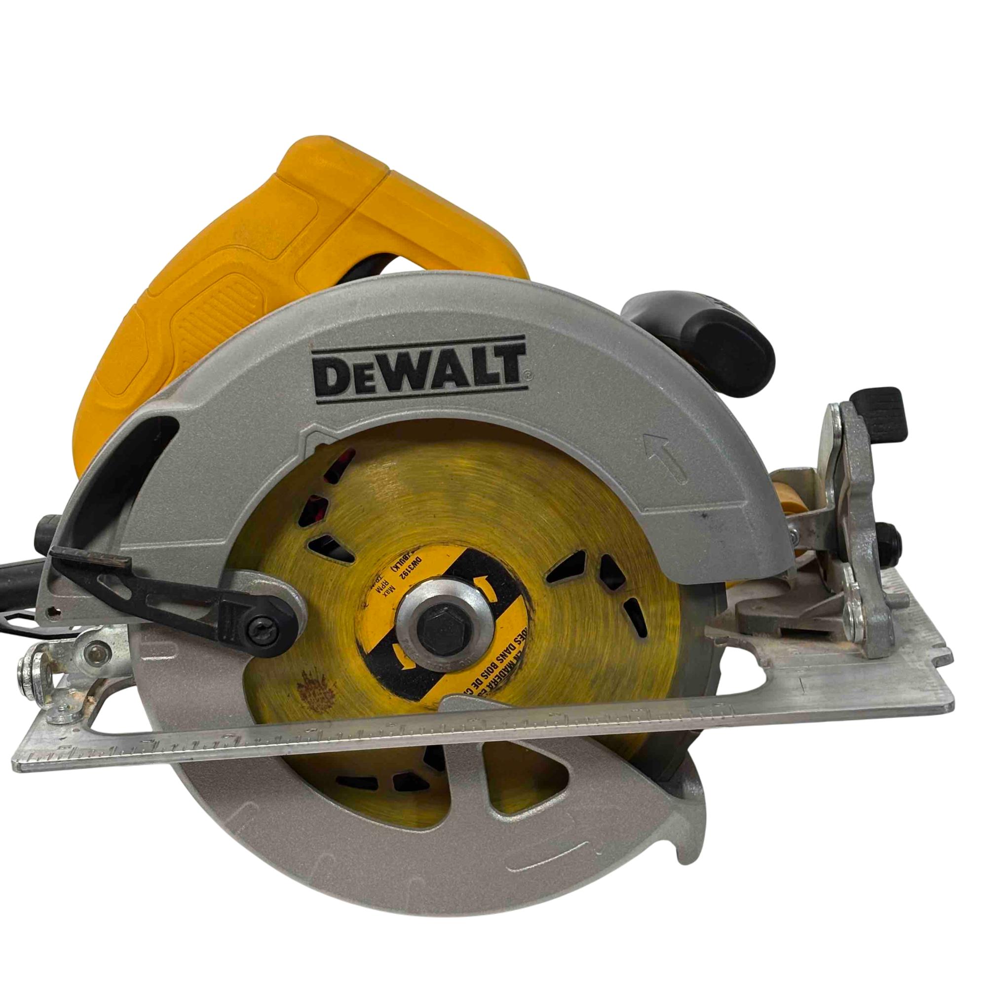 15 Amp Corded 7-1/4 in. Lightweight Circular Saw