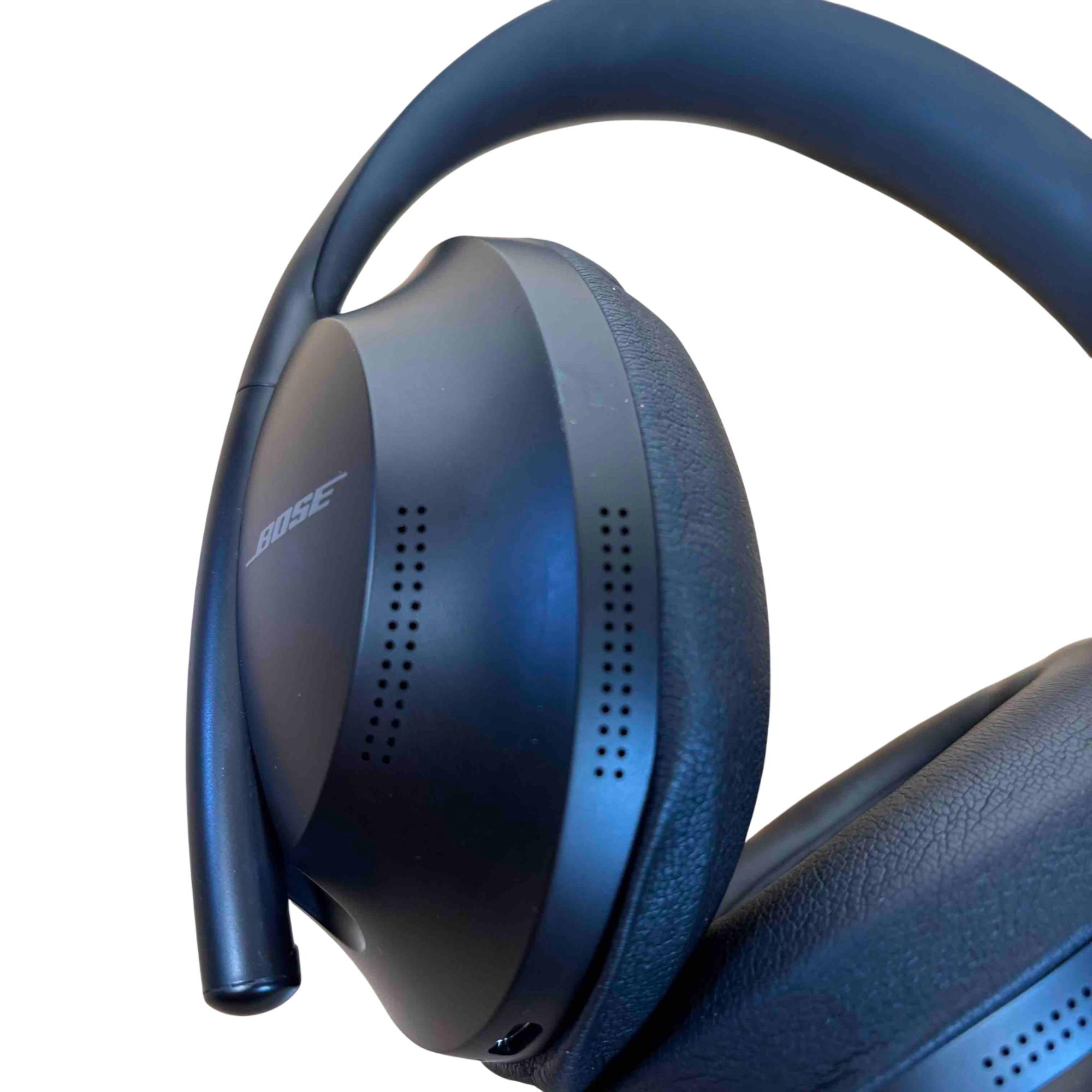 Bose 700 Black Noise Cancelling Bluetooth Over-Ear Wireless Bose 700 Black Noise Cancelling Bluetooth Over-Ear Wireless