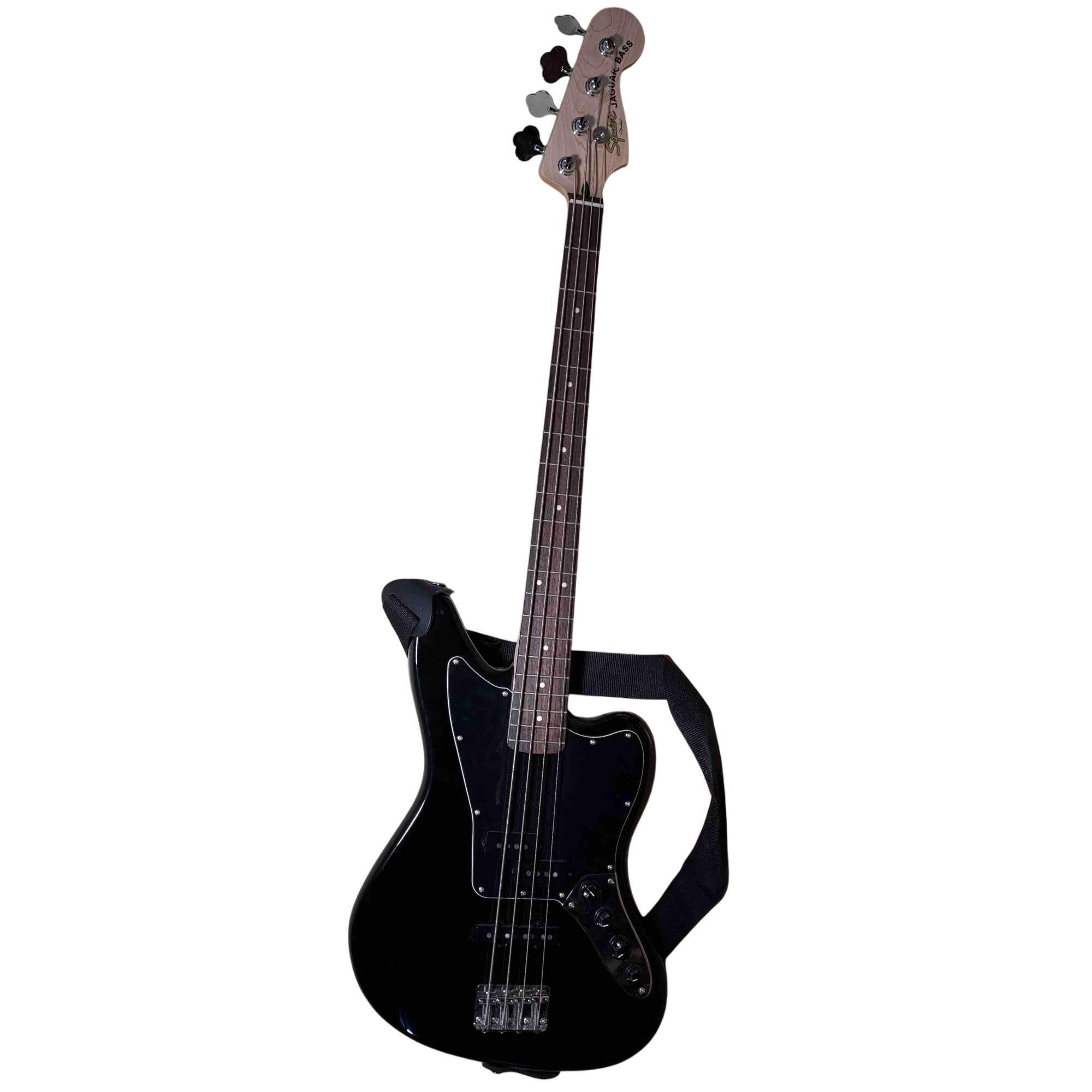 Squier By Fender Jaguar Bass Black 4-String 20-Fret RH