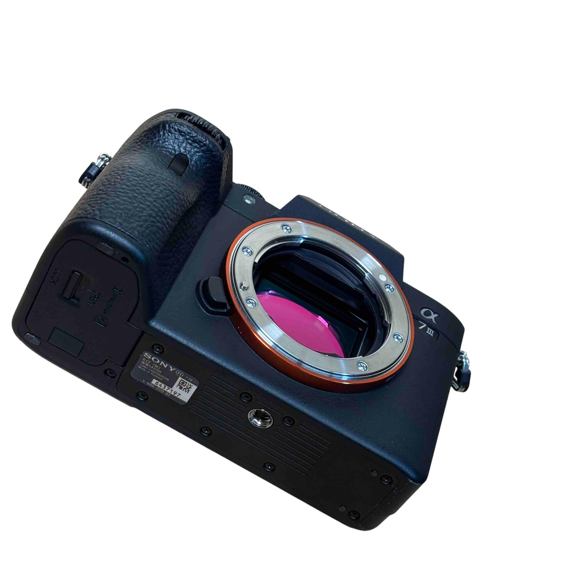 Sony Alpha 7 III ILCE-7M3 Black 24.2MP Full-Frame Digital