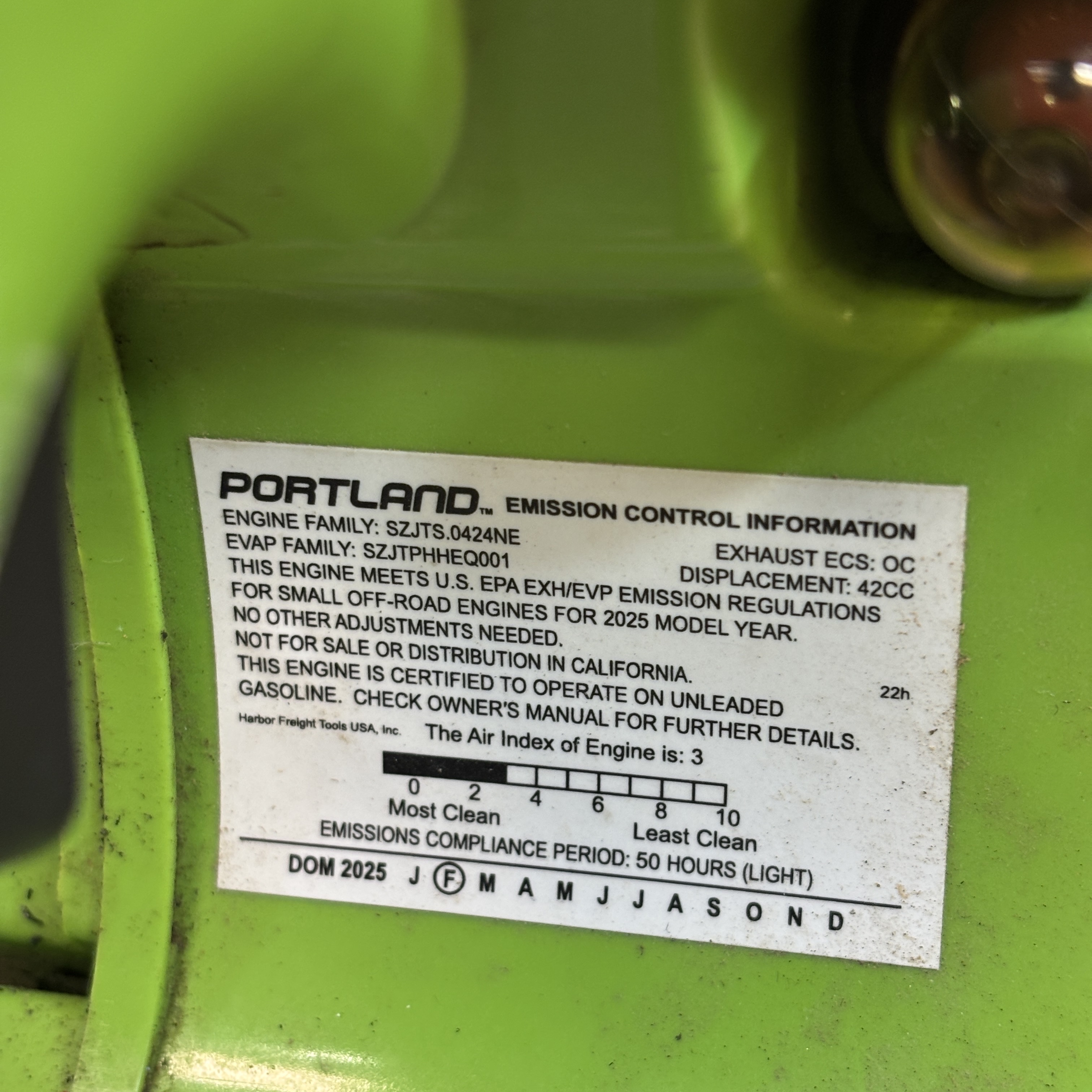Portland 57436 Green & Black 42cc 2-Stroke Gas-Powered Chainsaw