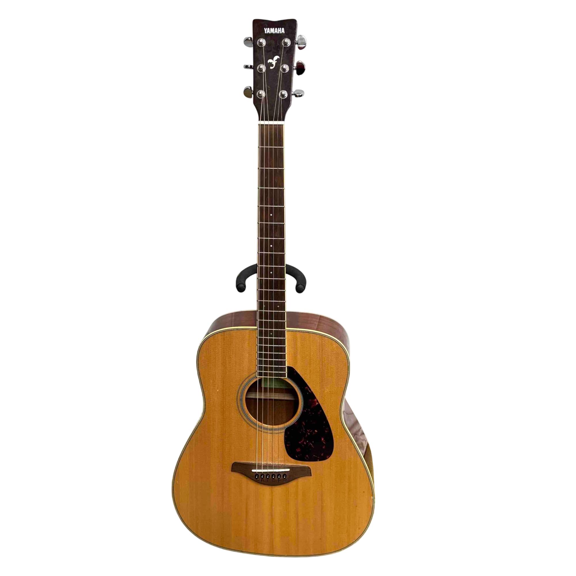 YAMAHA ( ヤマハ ) FG820 NATURAL Amazon.com: Yamaha FG820 Solid Top Acoustic Guitar, Natural