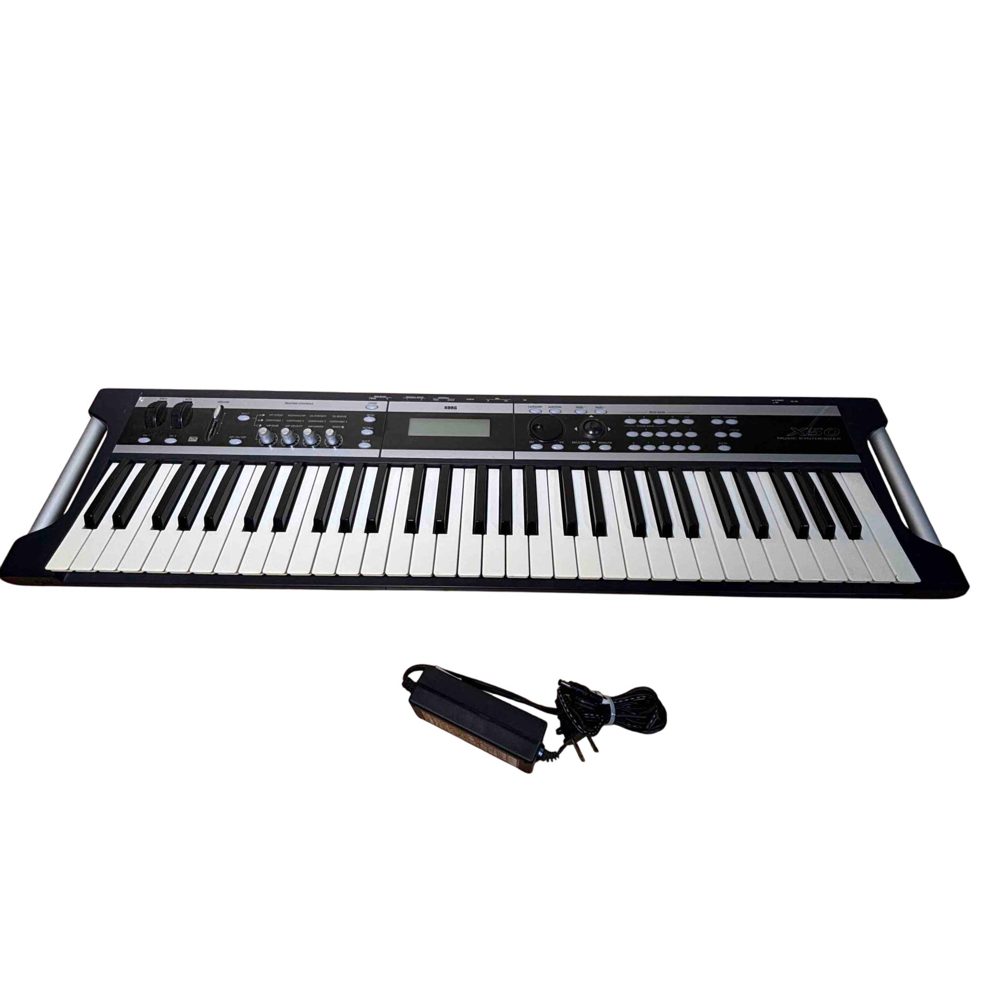 Korg X50 61鍵 アナログシンセサイザー Amazon | ニュアンスで差をつける。KORG X50 61鍵シンセサイザー