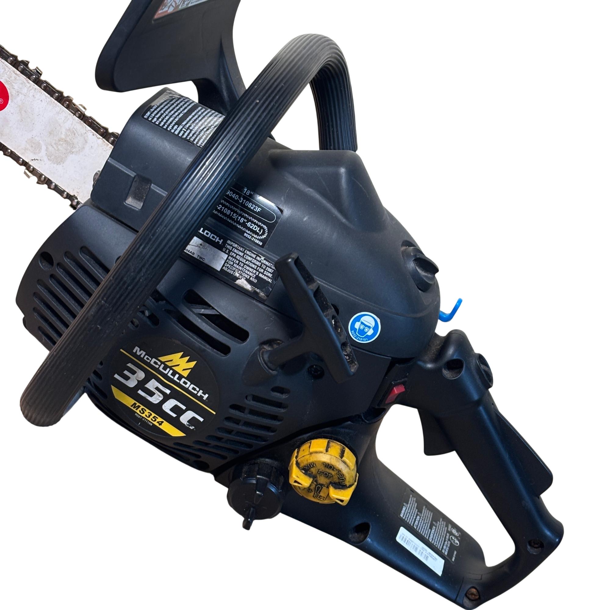 McCulloch MS40A Black 40cc Gas-Powered 2-Stroke Chainsaw 06 / 12