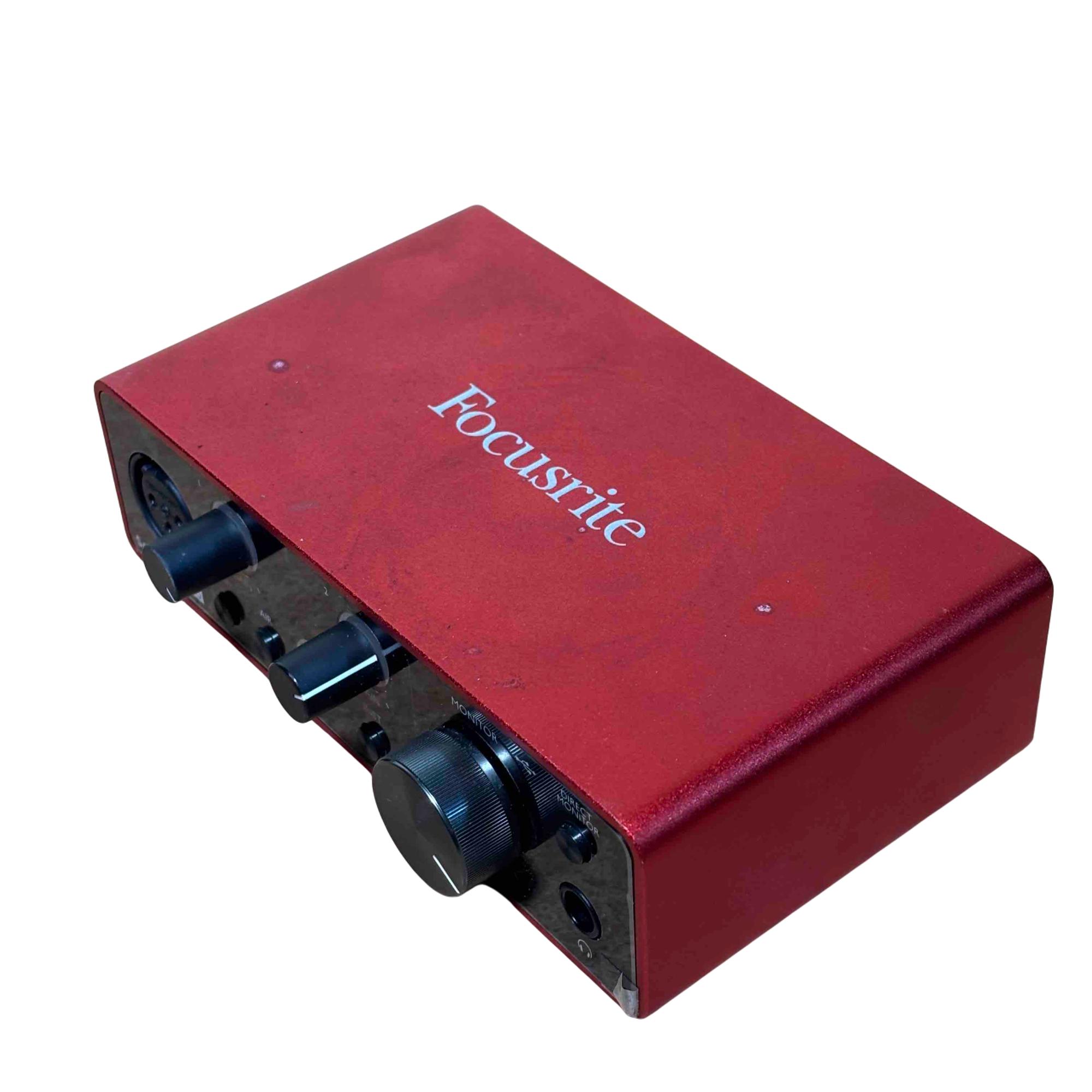 Focusrite Scarlett Solo 3rd Gen Red & Black Compact USB 2.0 Audio