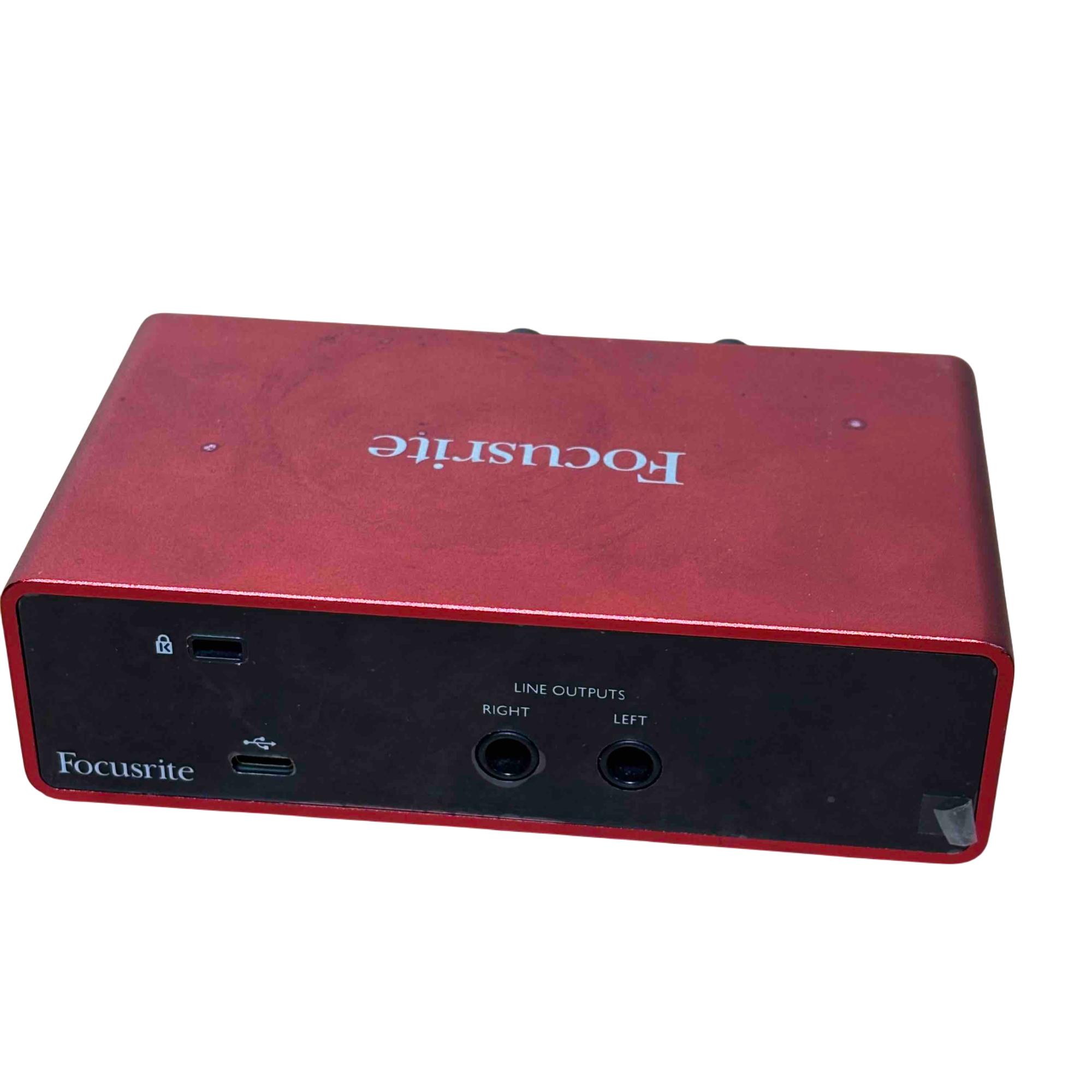 Focusrite Scarlett Solo 3rd Gen Red & Black Compact USB 2.0 Audio