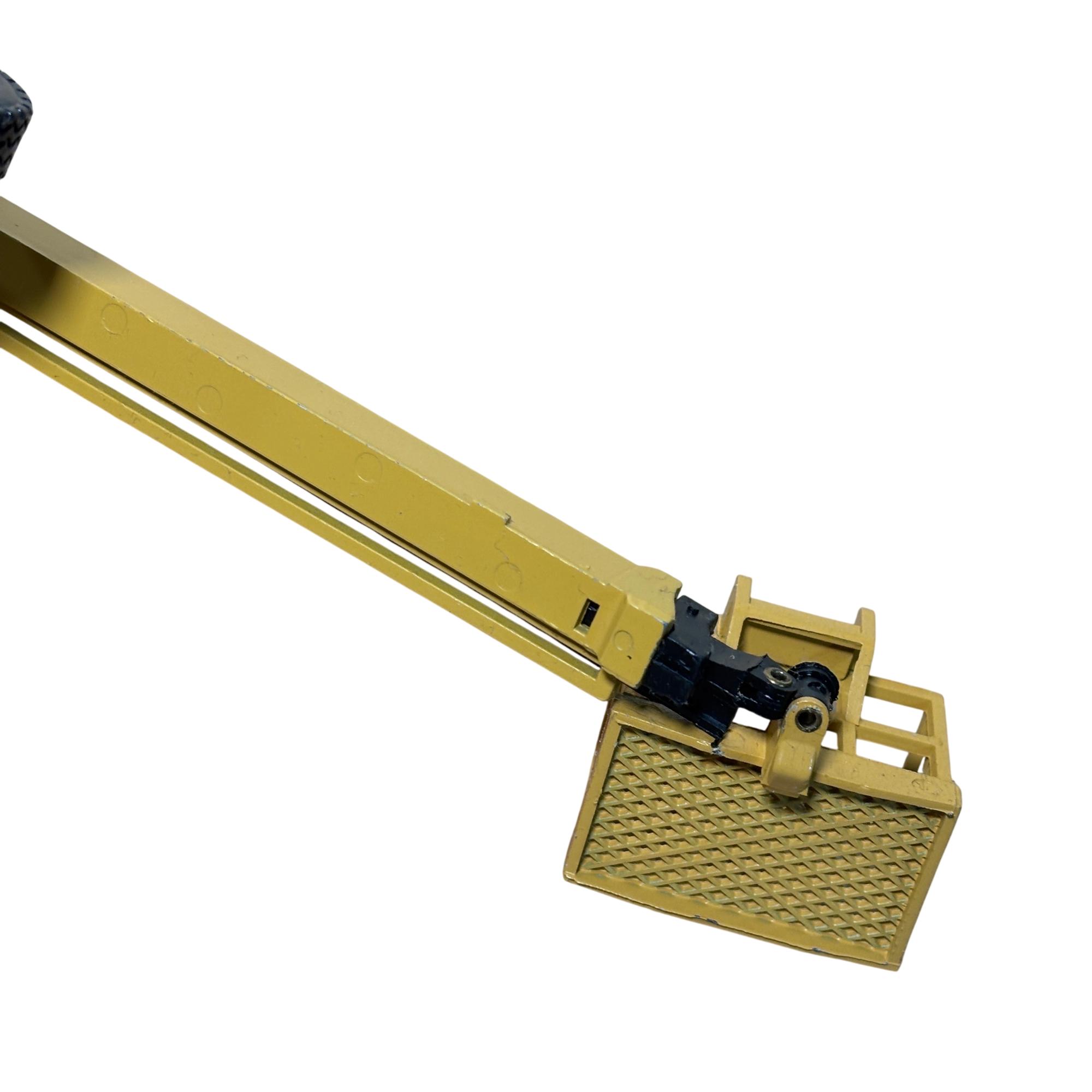 NZG Modelle Art Nr 256 1:50 Scale Grove Manlift Model MZ76