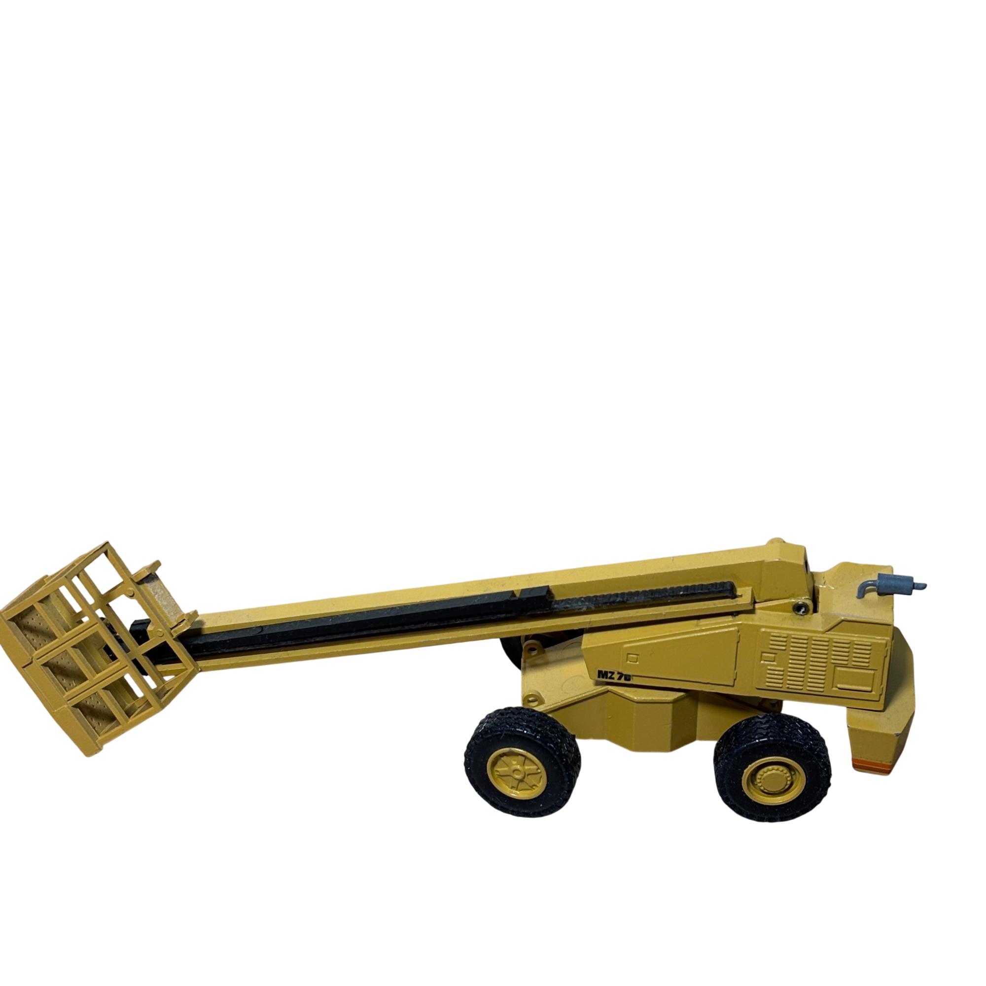 NZG Modelle Art Nr 256 1:50 Scale Grove Manlift Model MZ76