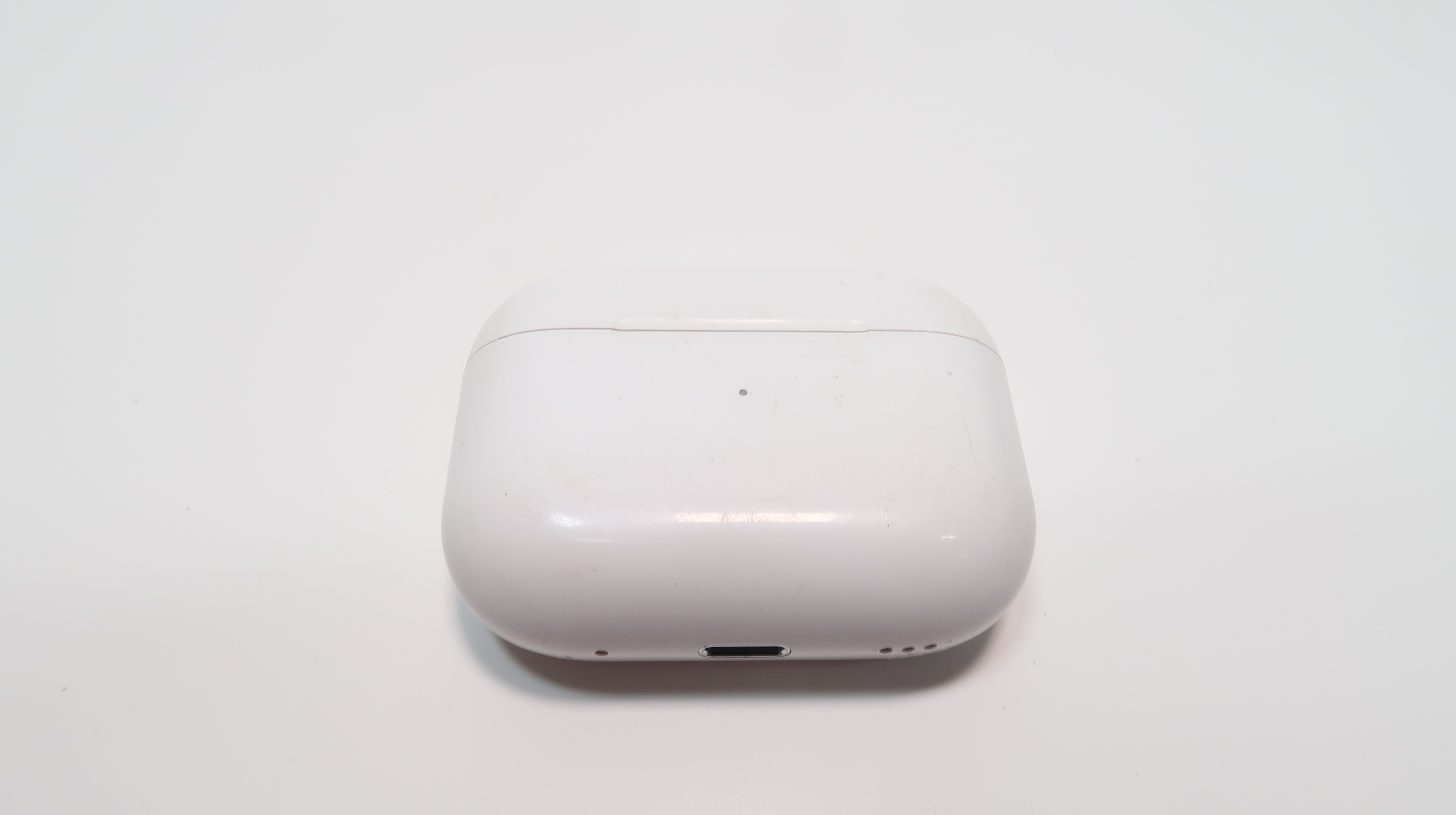 Apple AirPods Pro 2nd Gen A2700 Active Noise Cancelling Wireless Earbuds