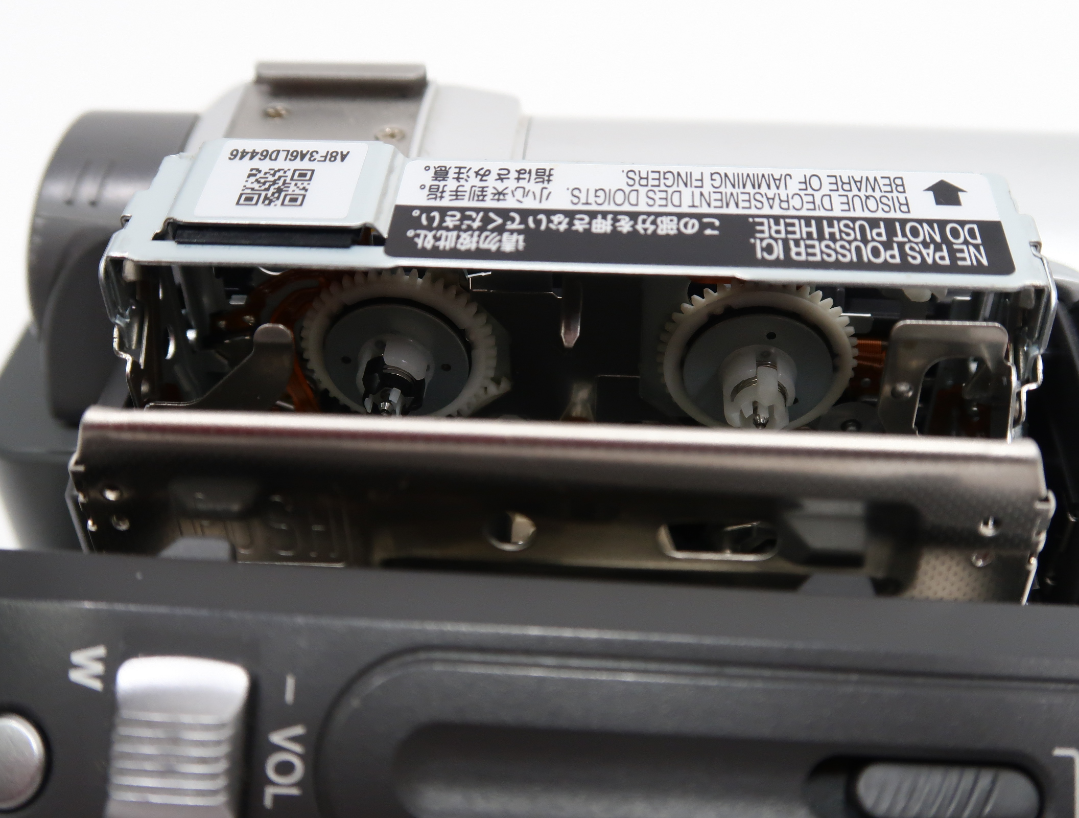 Panasonic PV-GS80 32X Optical Zoom MiniDV Cassette Camcorder