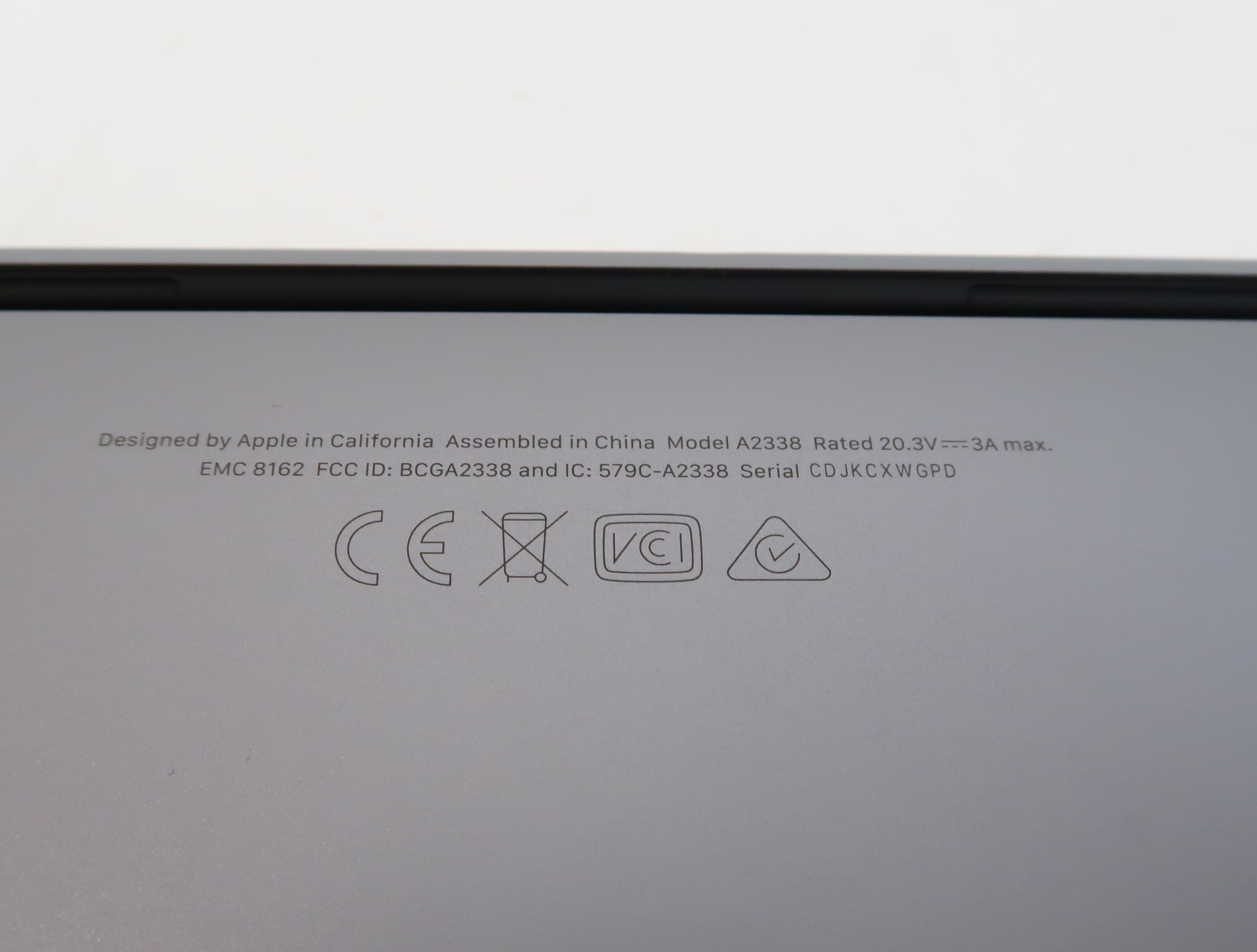 Apple MacBook Pro 2022 MNEJ3LL/A Apple M2 3.49GHz 8GB RAM 512GB