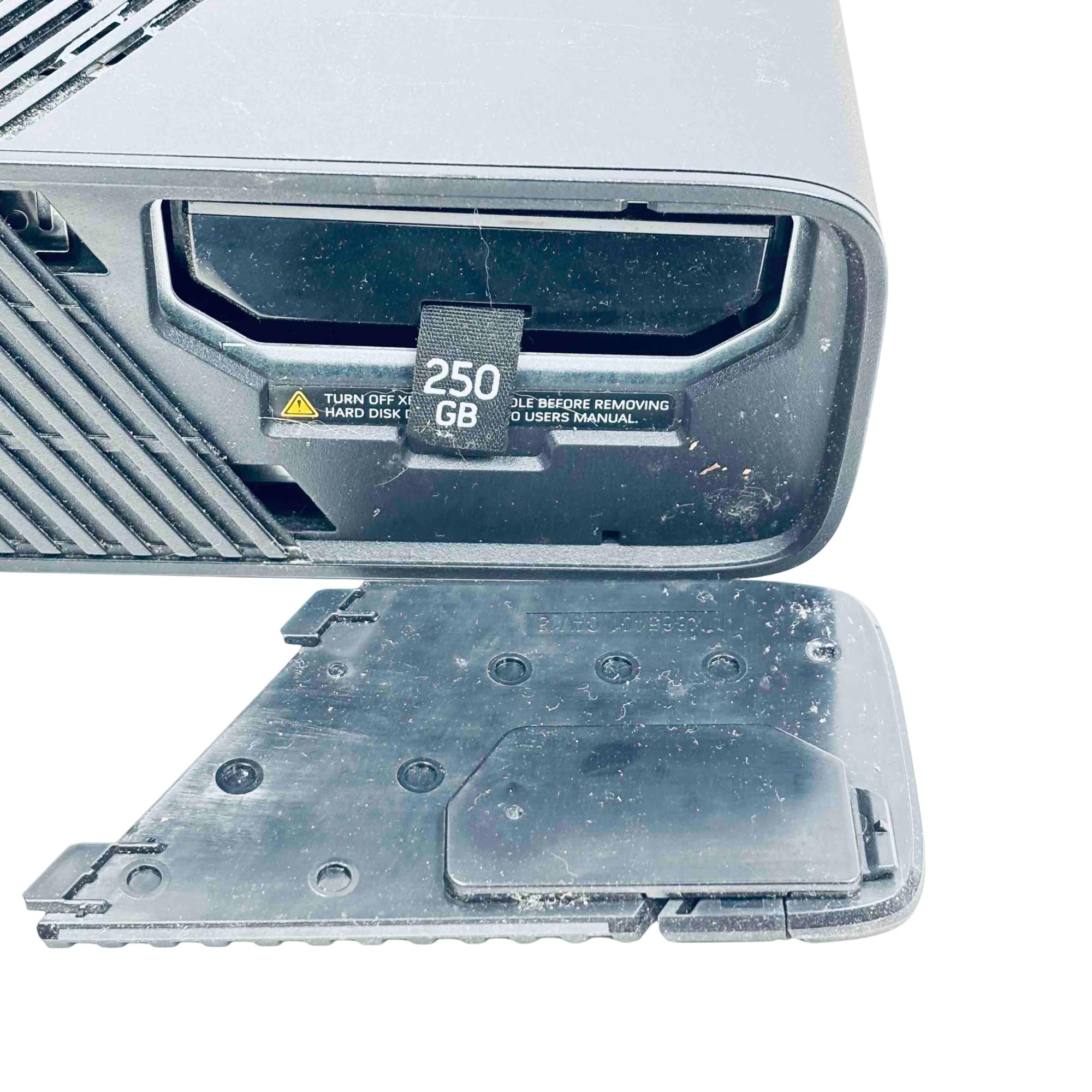 Microsoft Xbox 360 E 1538 250GB Video Game System 3823