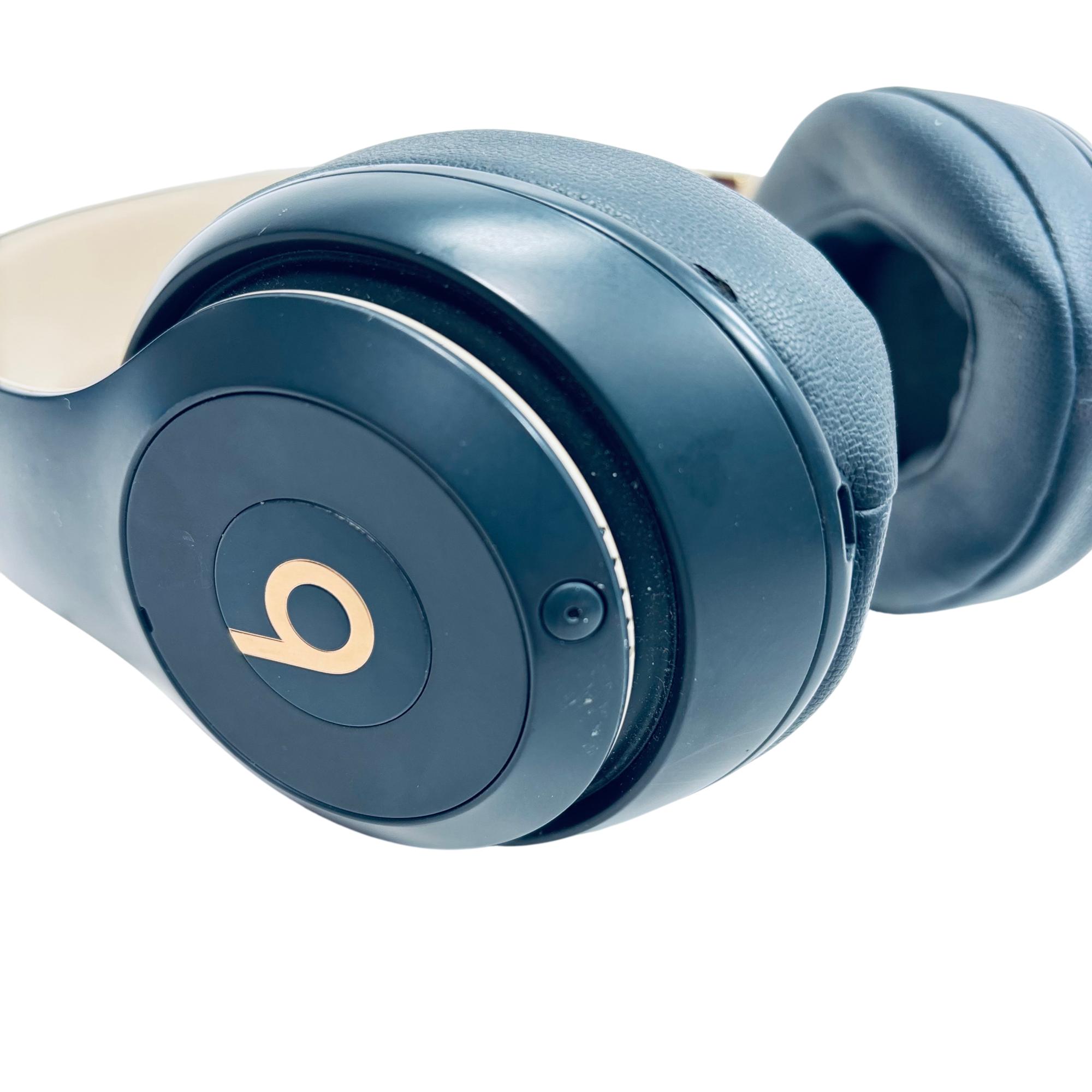 Beats Studio3 Wireless Over-Ear Headphones Shadow Gray MXJ92LL/A