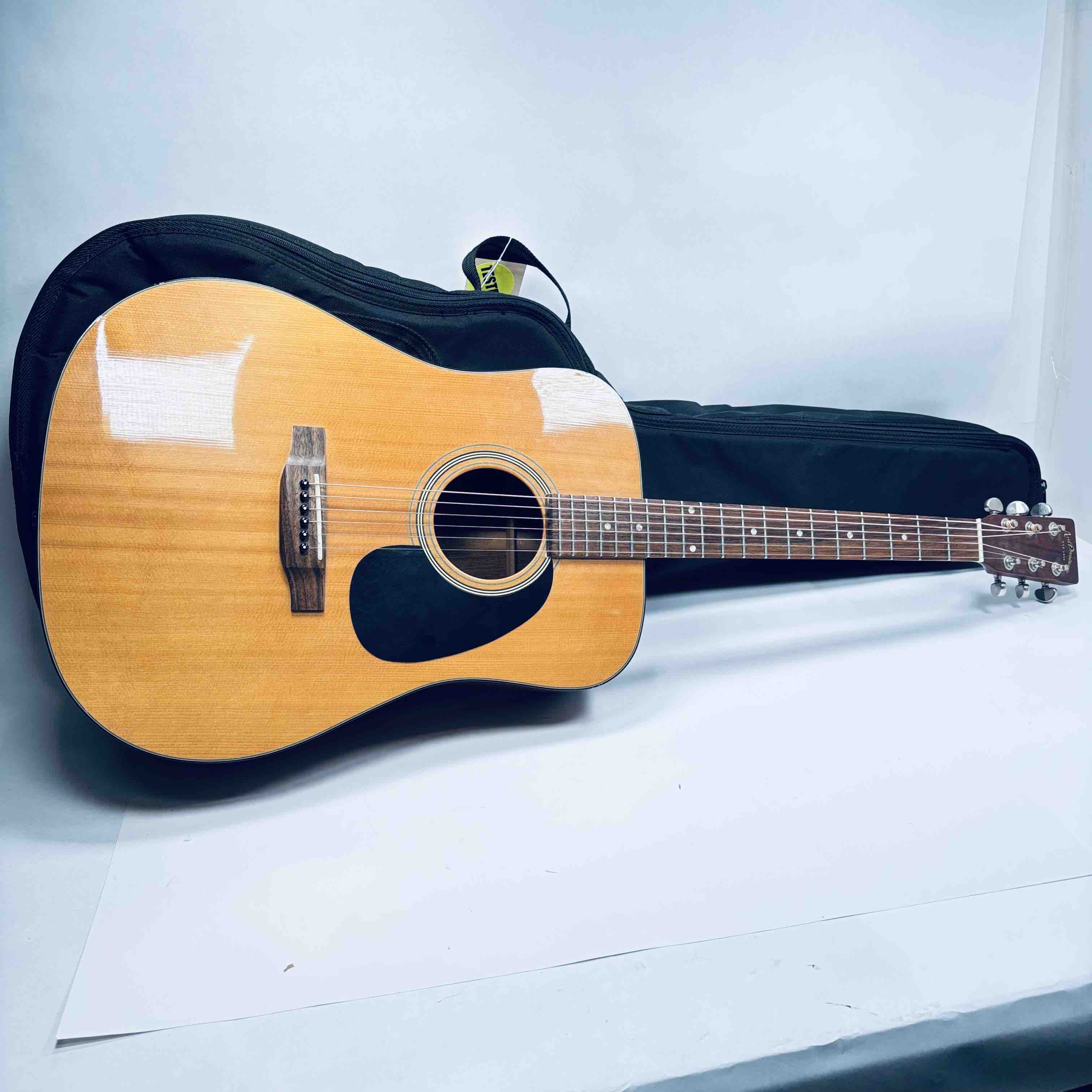 Aria AD-28N Dreadnought Right-Handed Acoustic Guitar