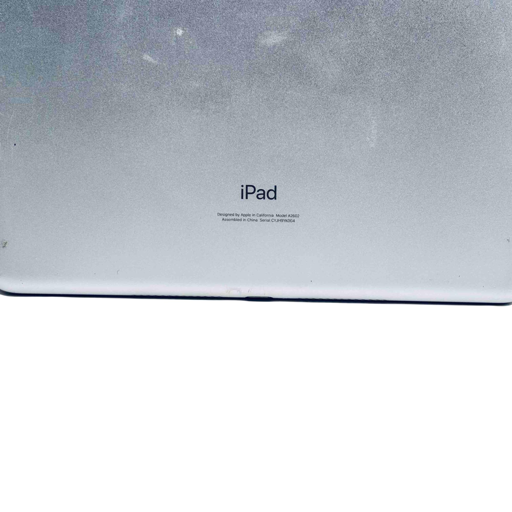 Apple iPad MK2L3LL/A A2602 64GB 9th Gen 10.2