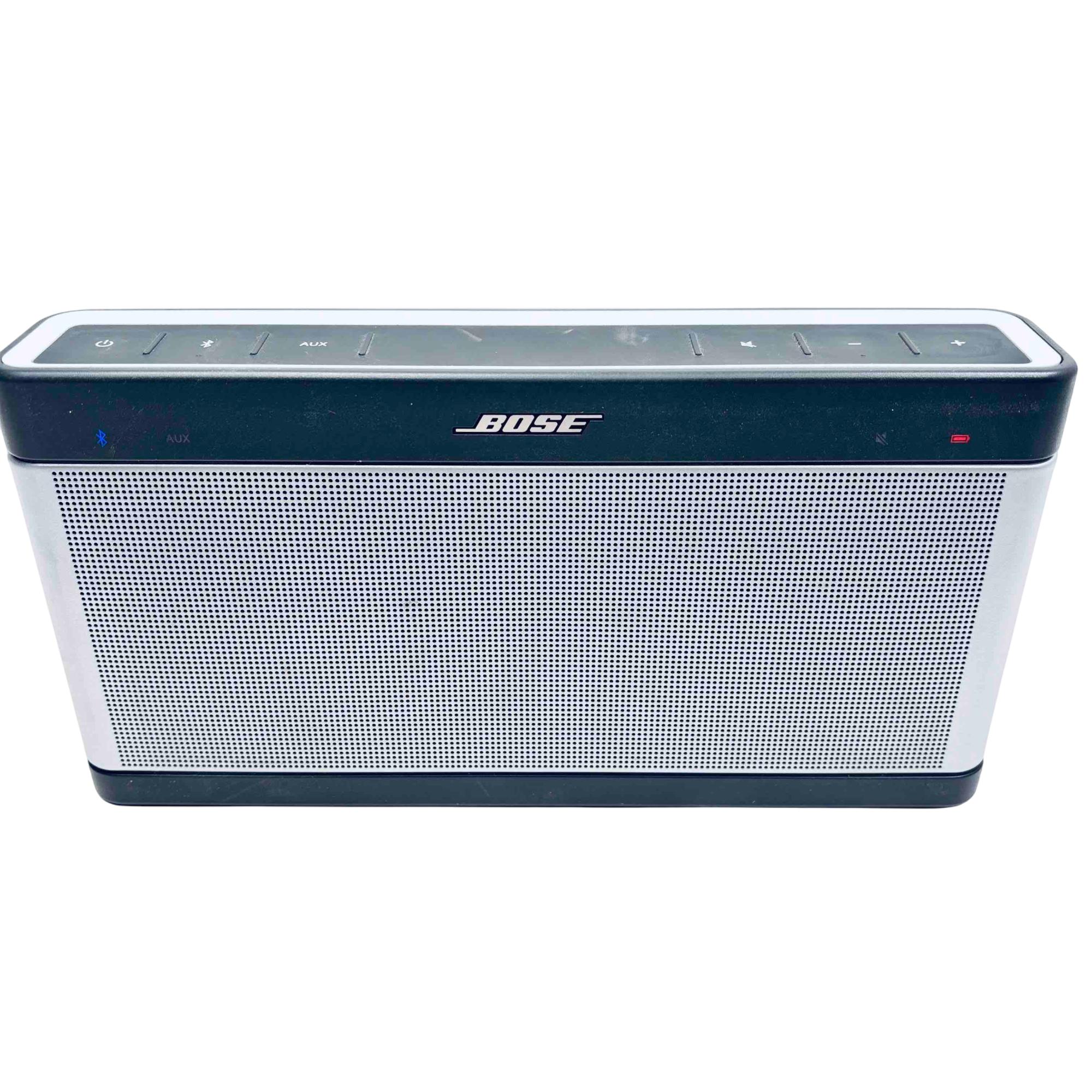 Bose SoundLink III Bluetooth Speaker Model 414255